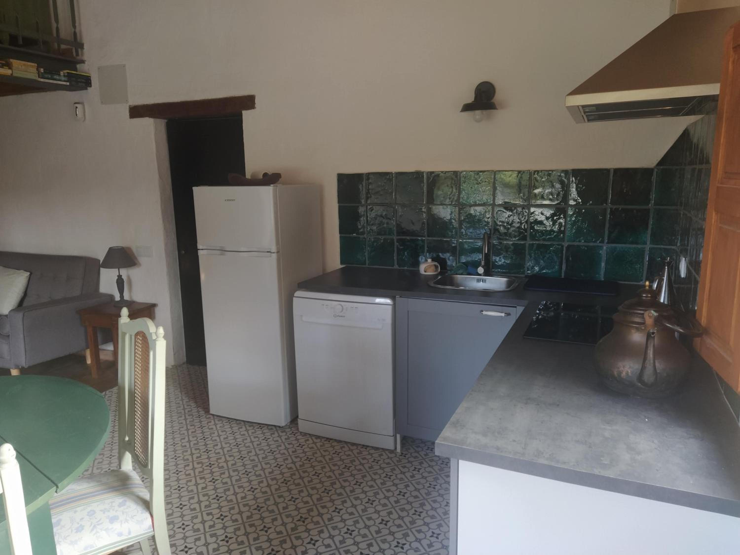 Two-Bedroom House photo 3