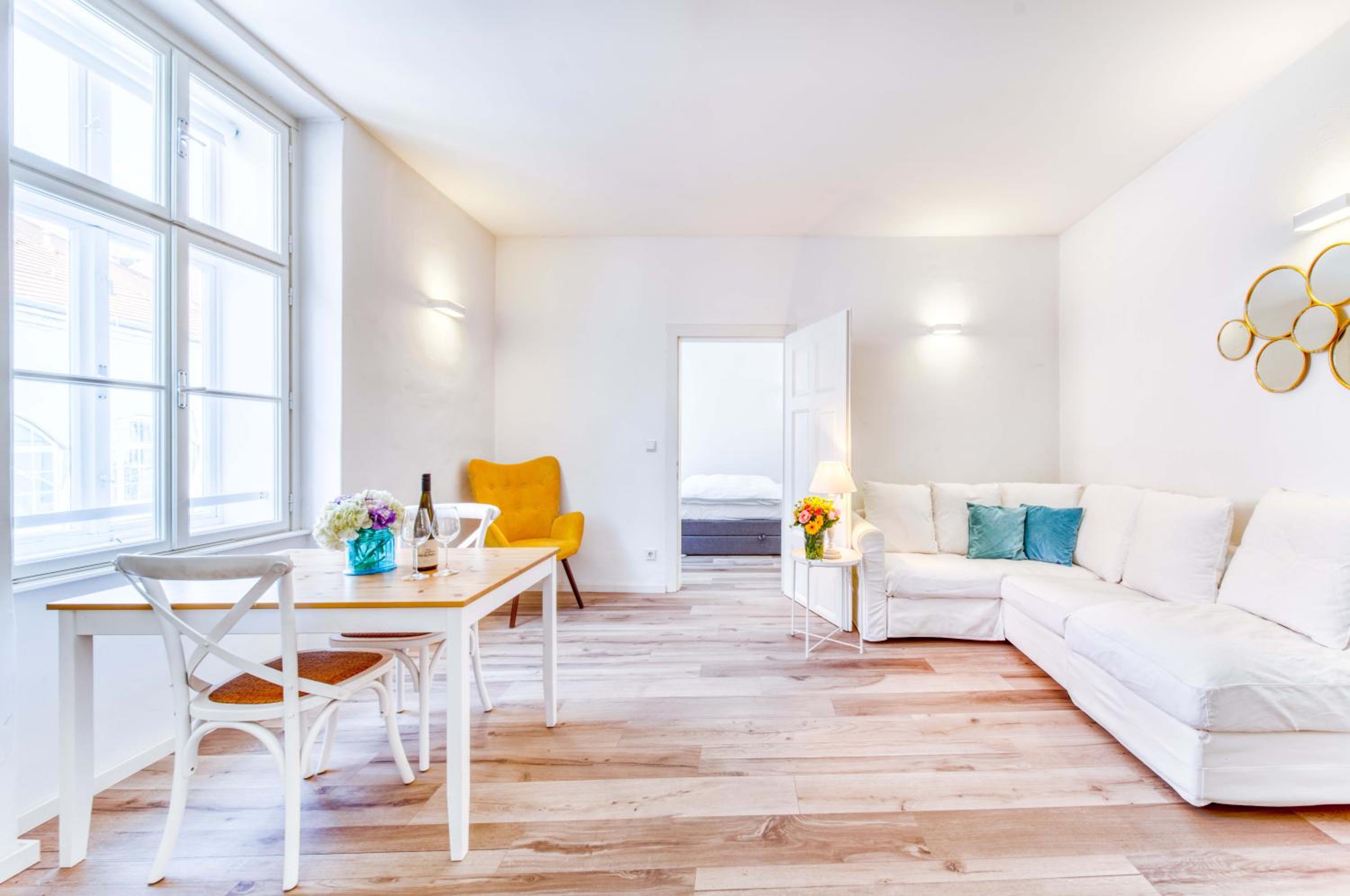 Deluxe Apartment