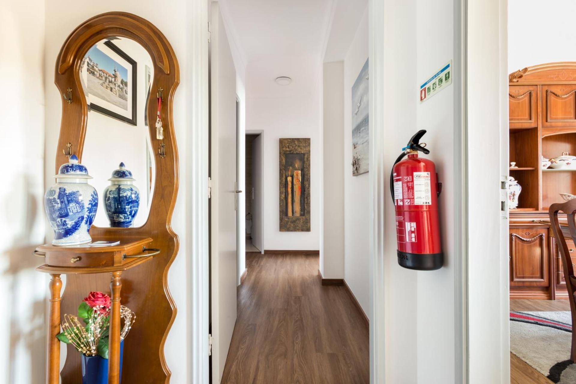 Three-Bedroom Apartment - Photo 20