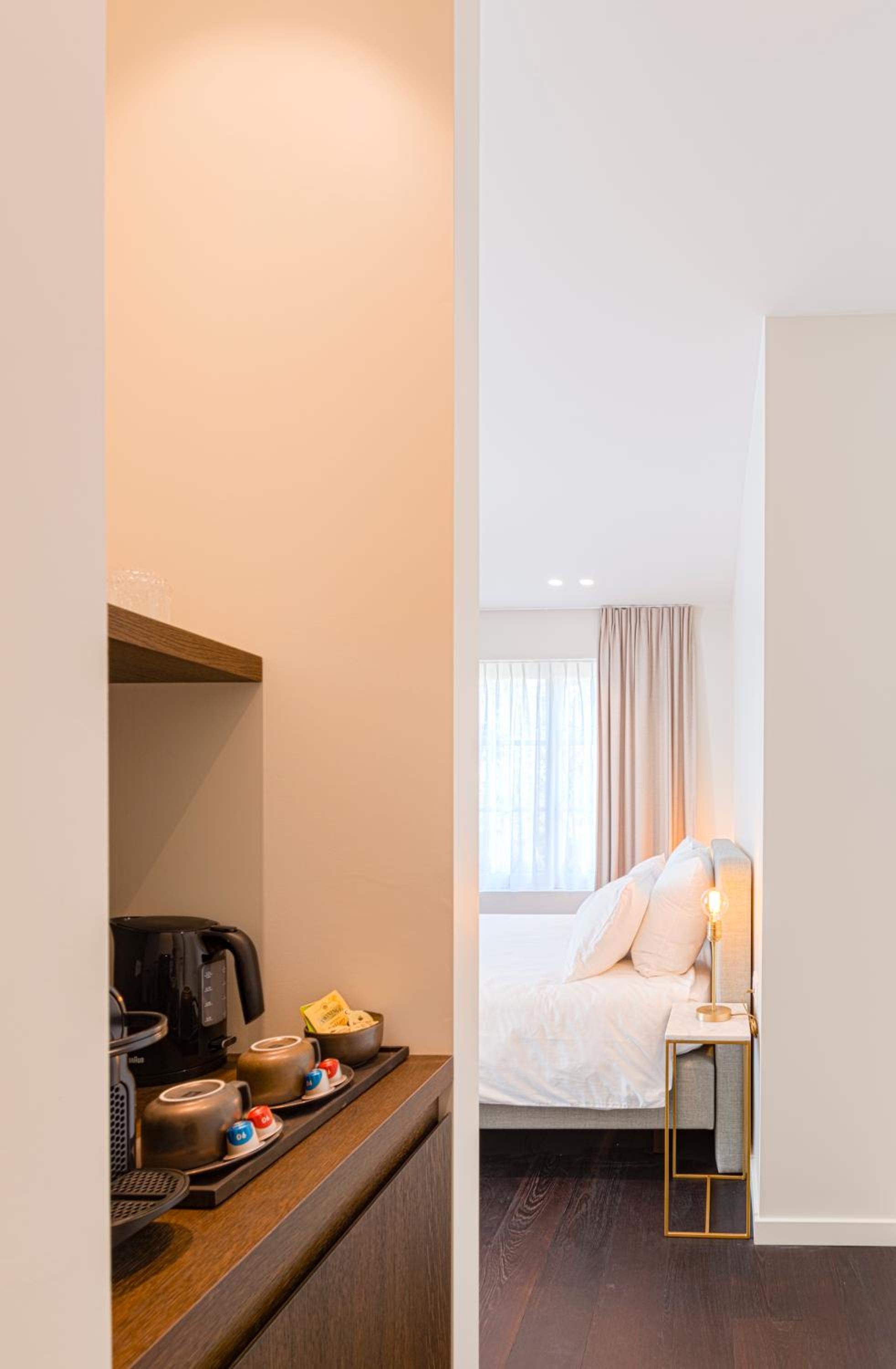 Deluxe King Room photo 2