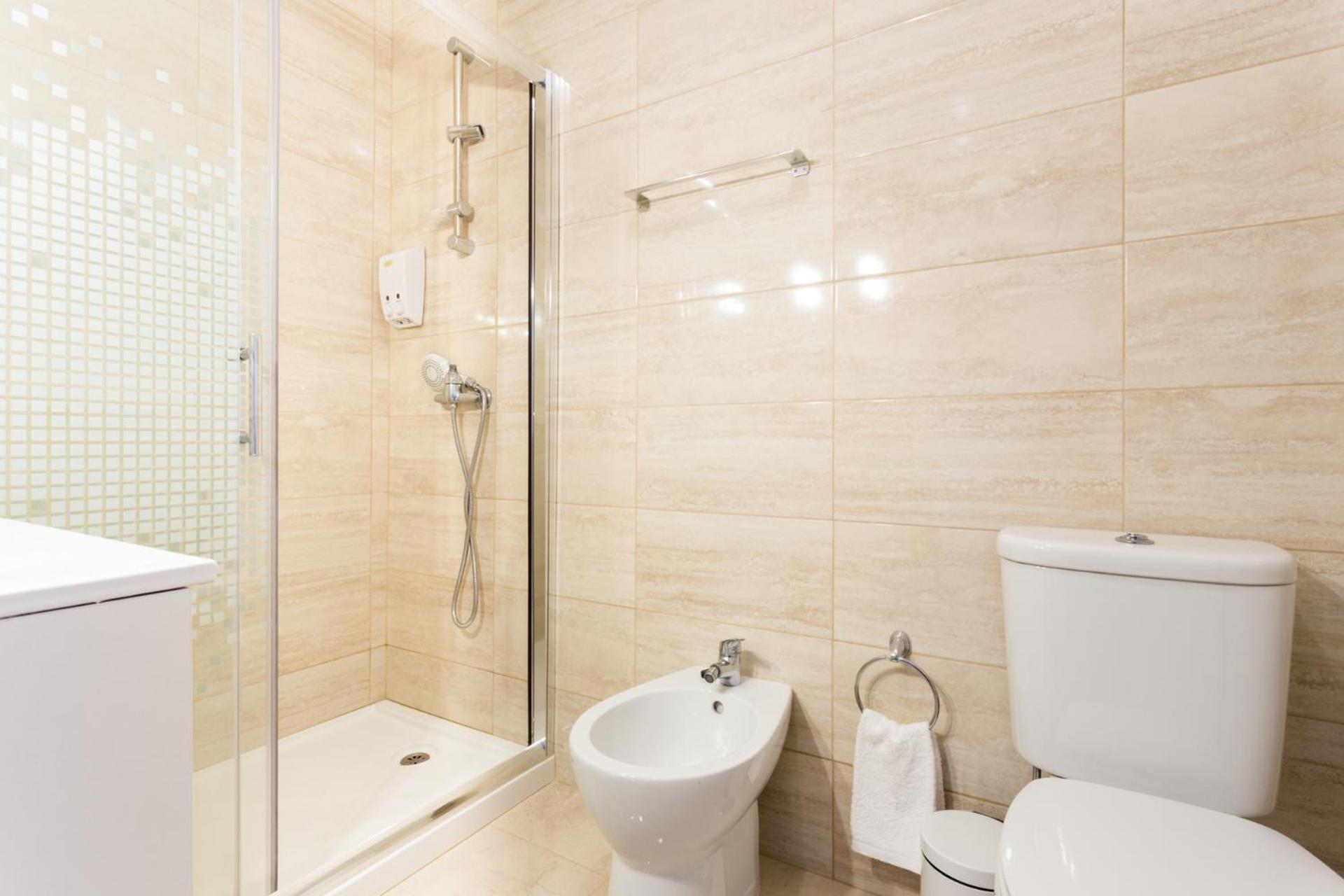 Three-Bedroom Apartment - Photo 28