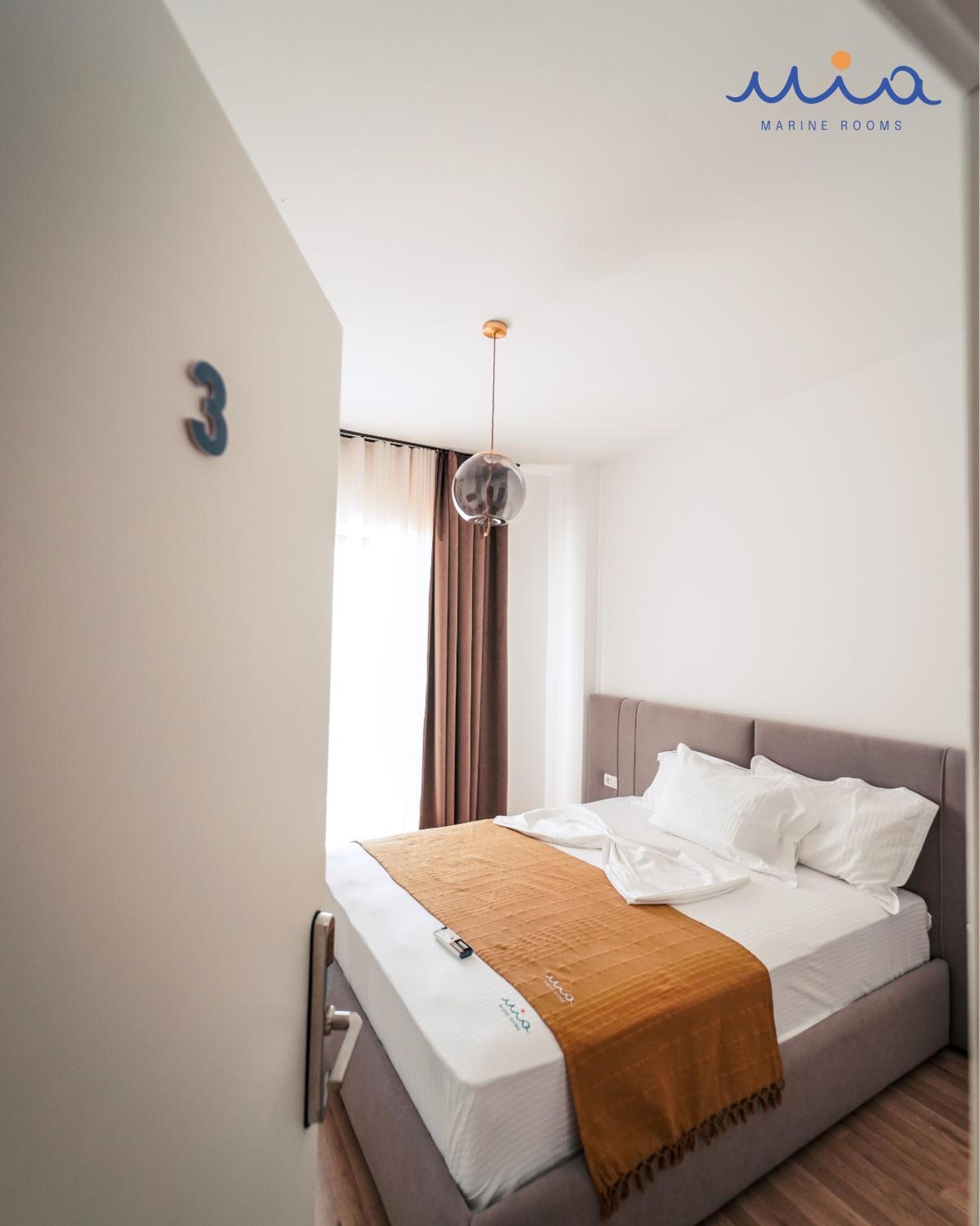 Deluxe Double Room with Balcony and Sea View photo 3