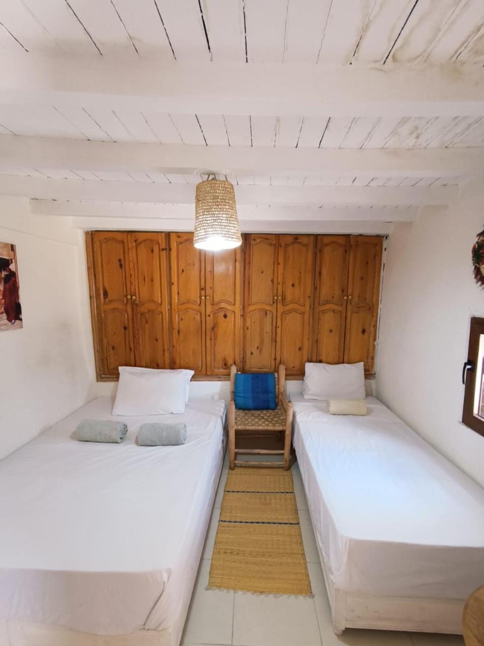 Triple Room with City View - Photo 14