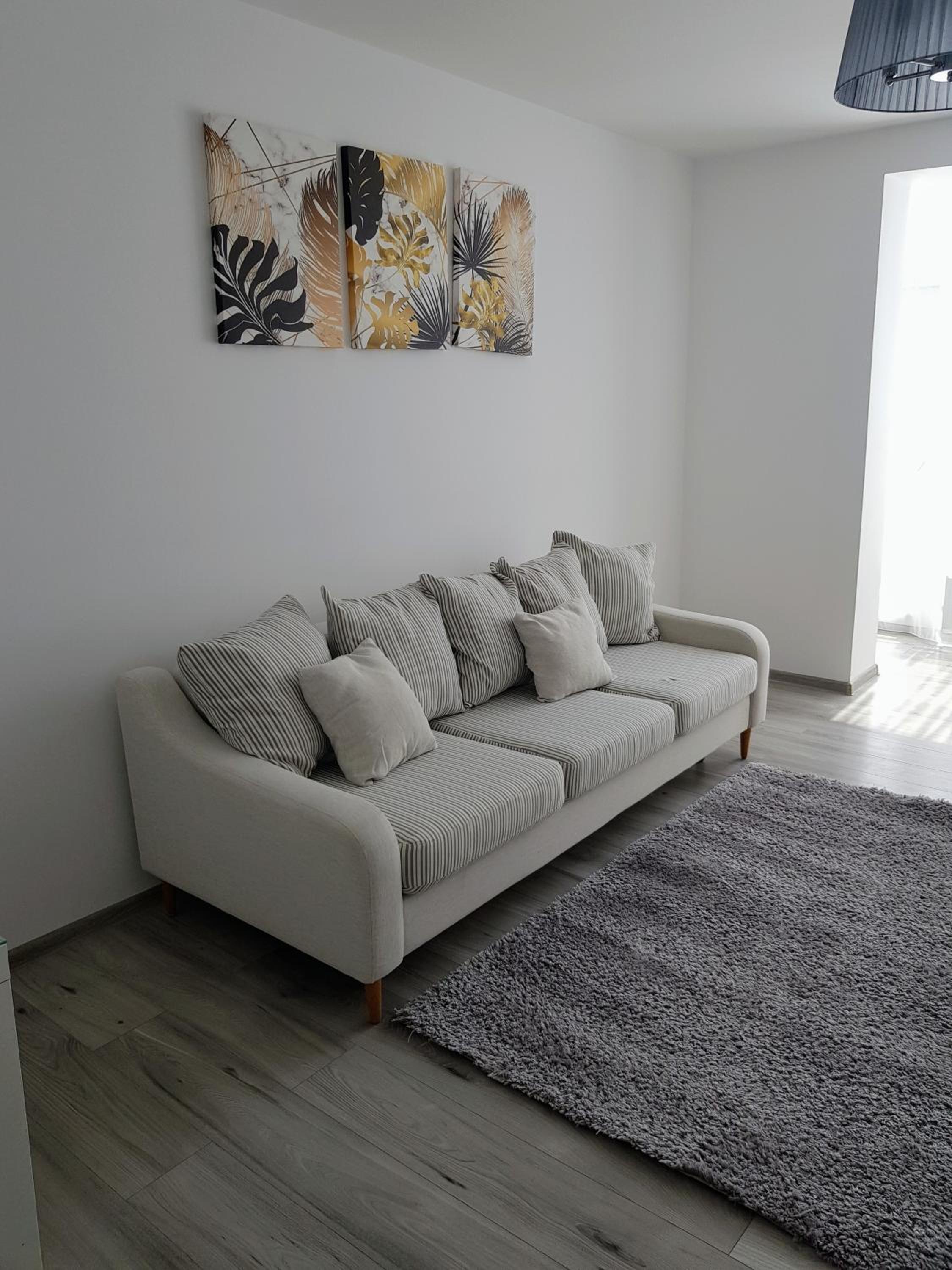 One-Bedroom Apartment - Photo 26