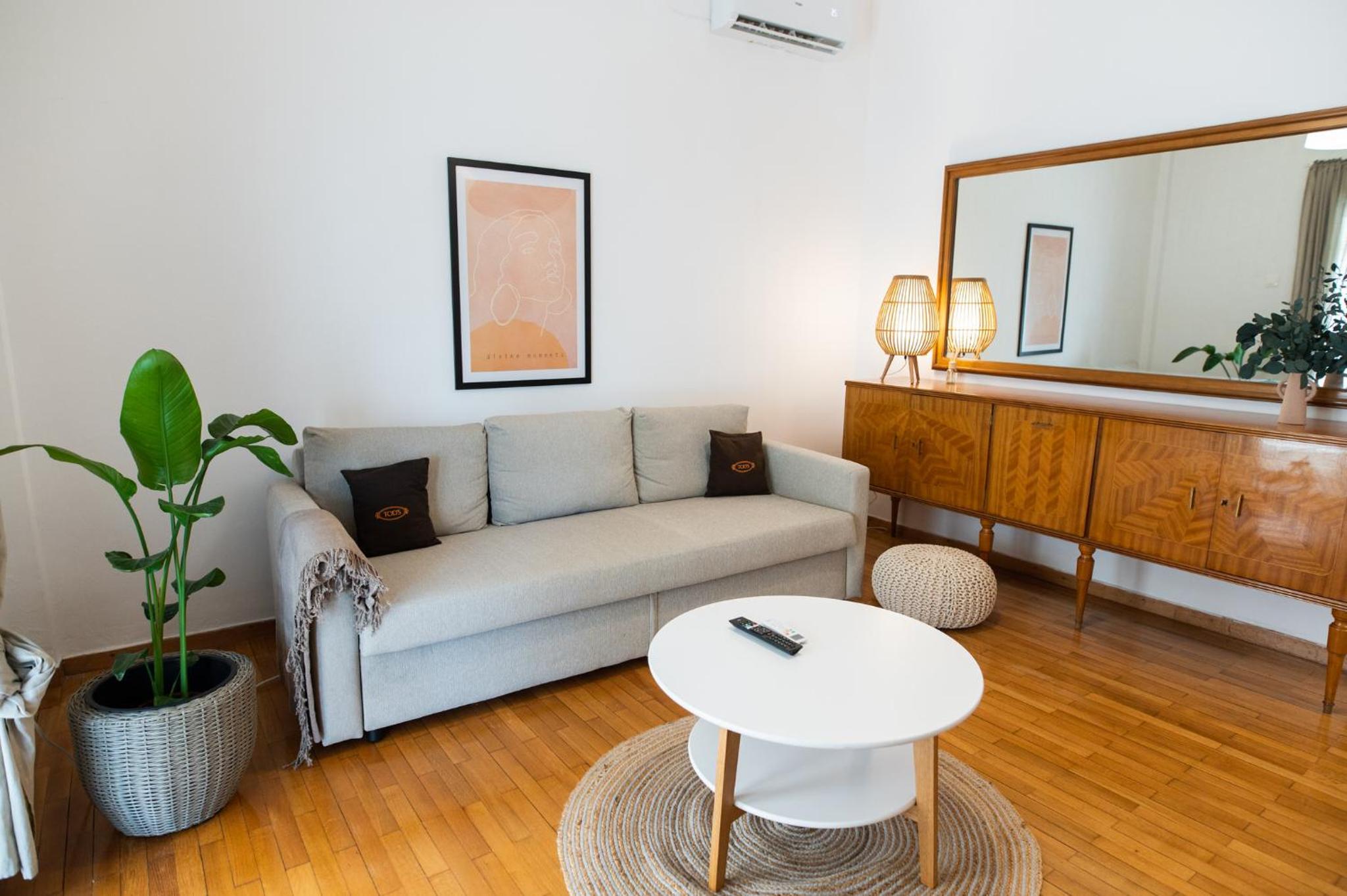 One-Bedroom Apartment - Photo 25