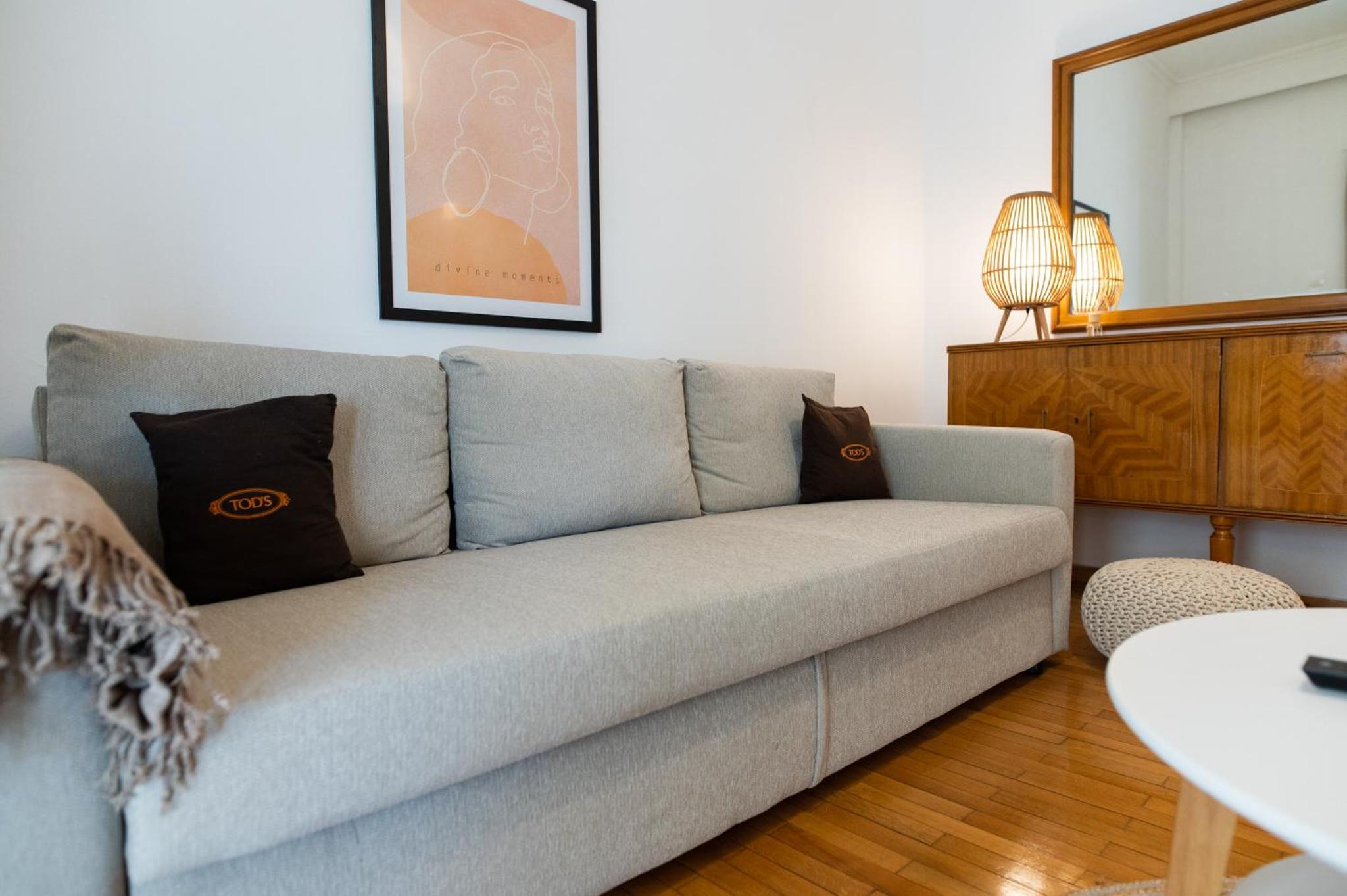 One-Bedroom Apartment - Photo 17