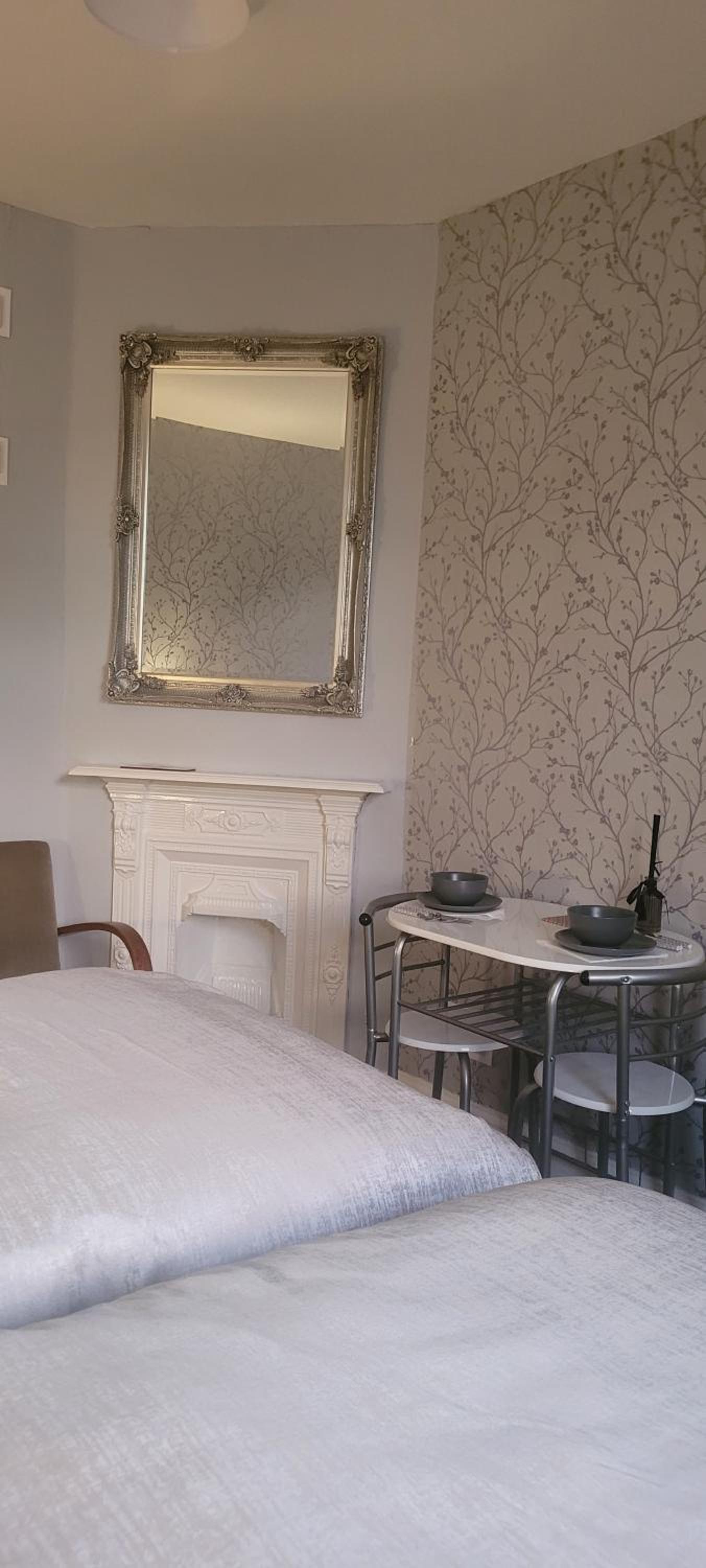 Large Double or Twin Room photo 1