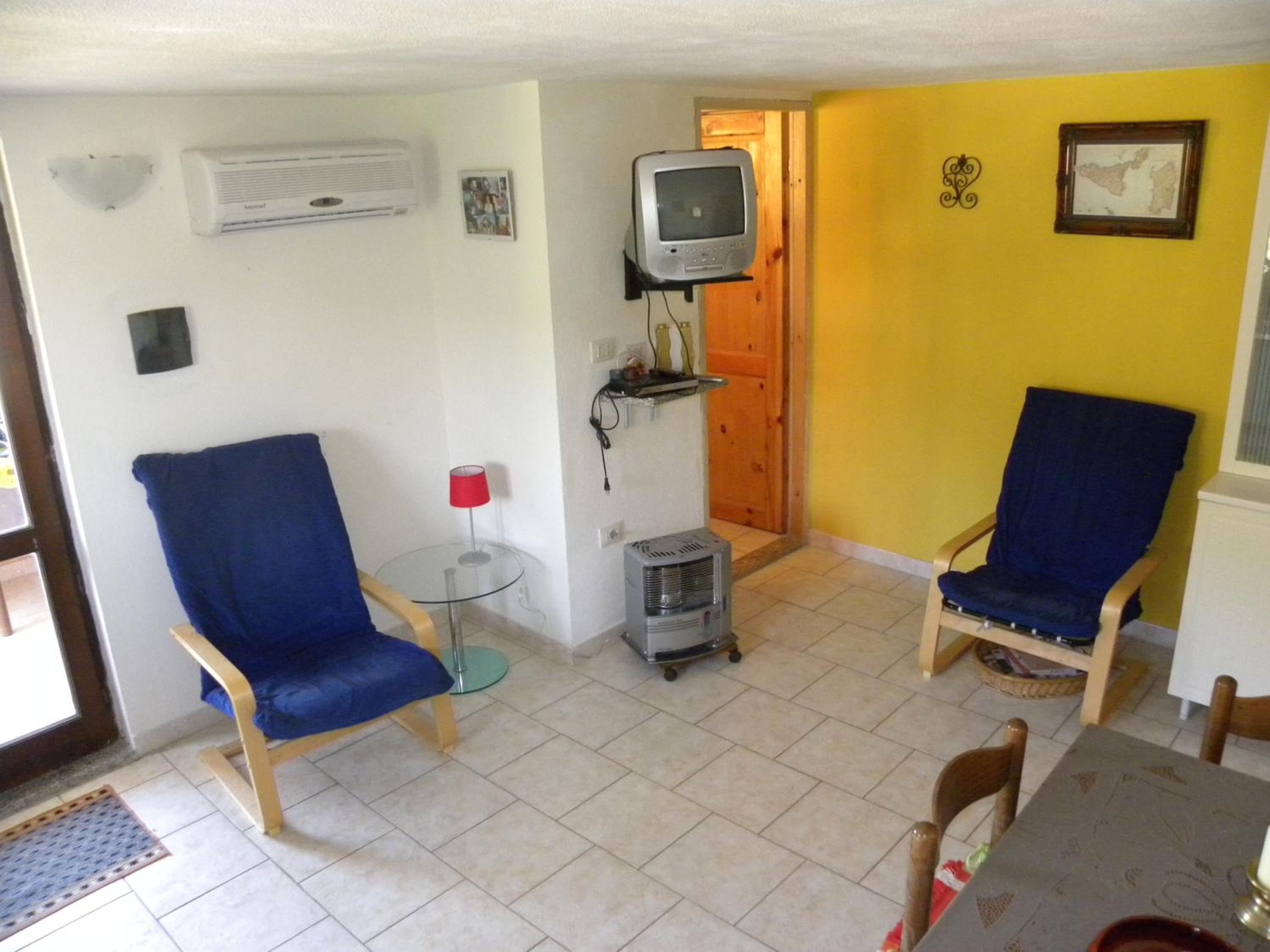 One-Bedroom Apartment With Terrace (4 Adults)