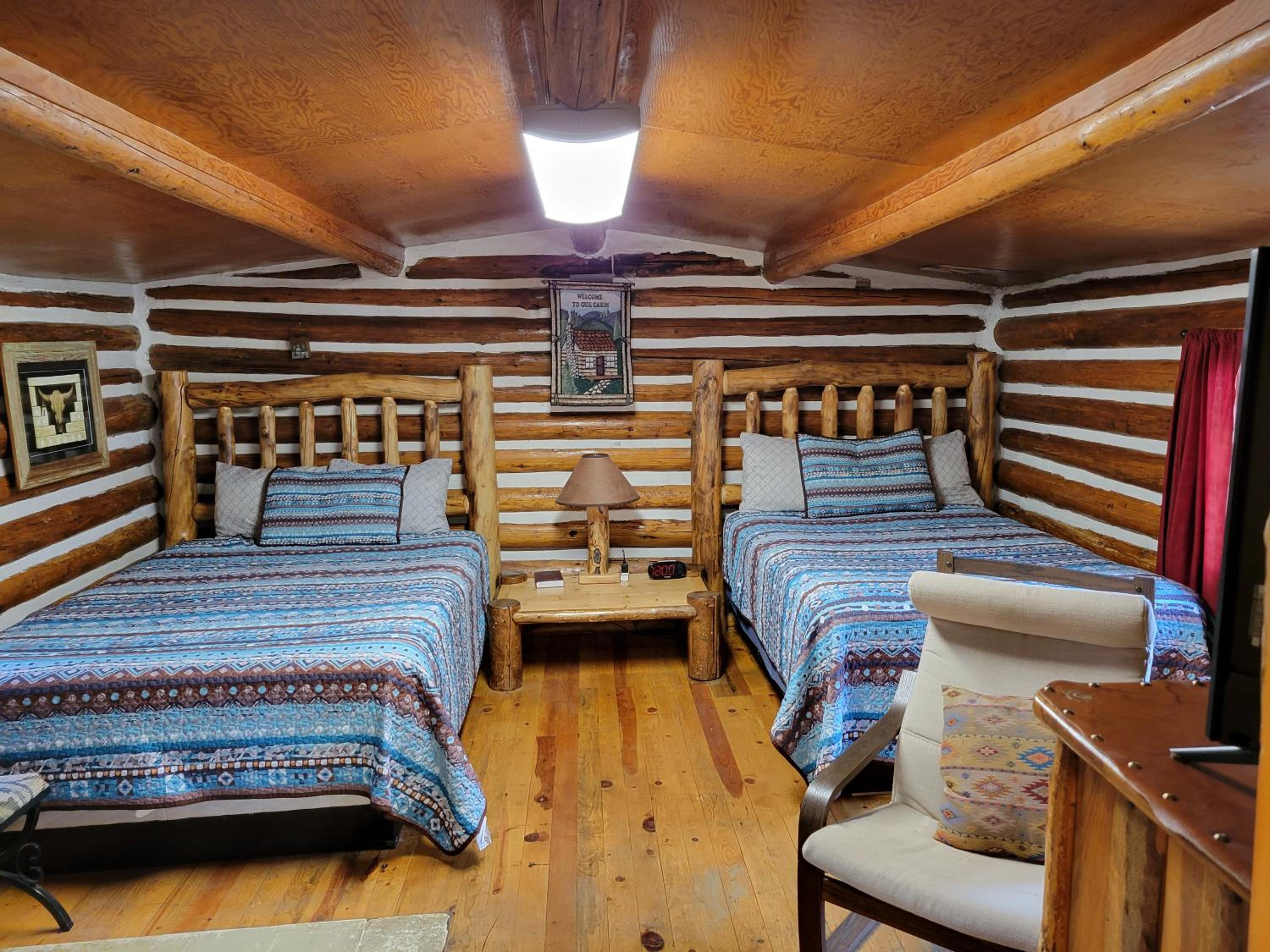 One-Bedroom Chalet - Pet Friendly photo 2