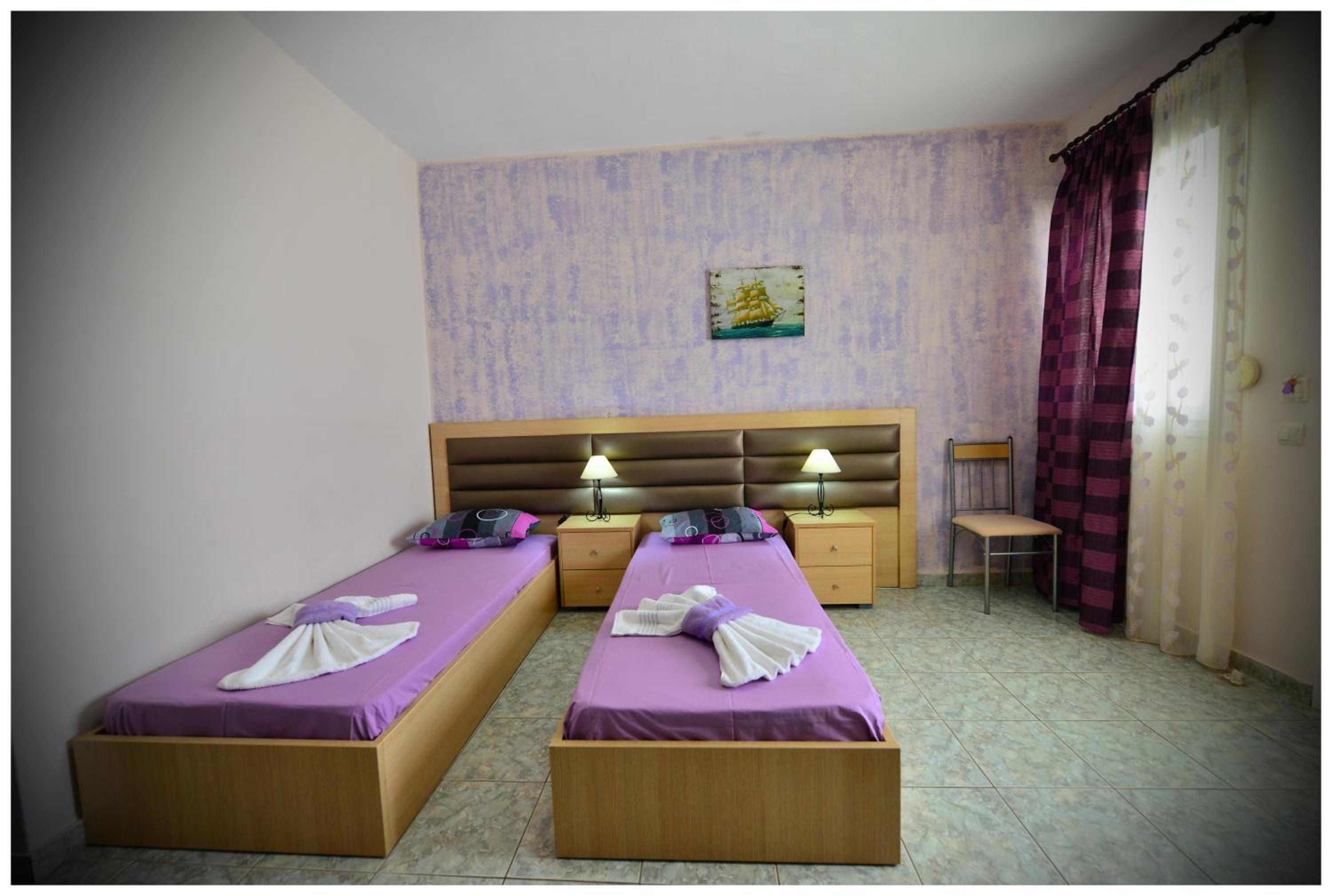 Family Apartment Split Level (6 Adults) photo 3