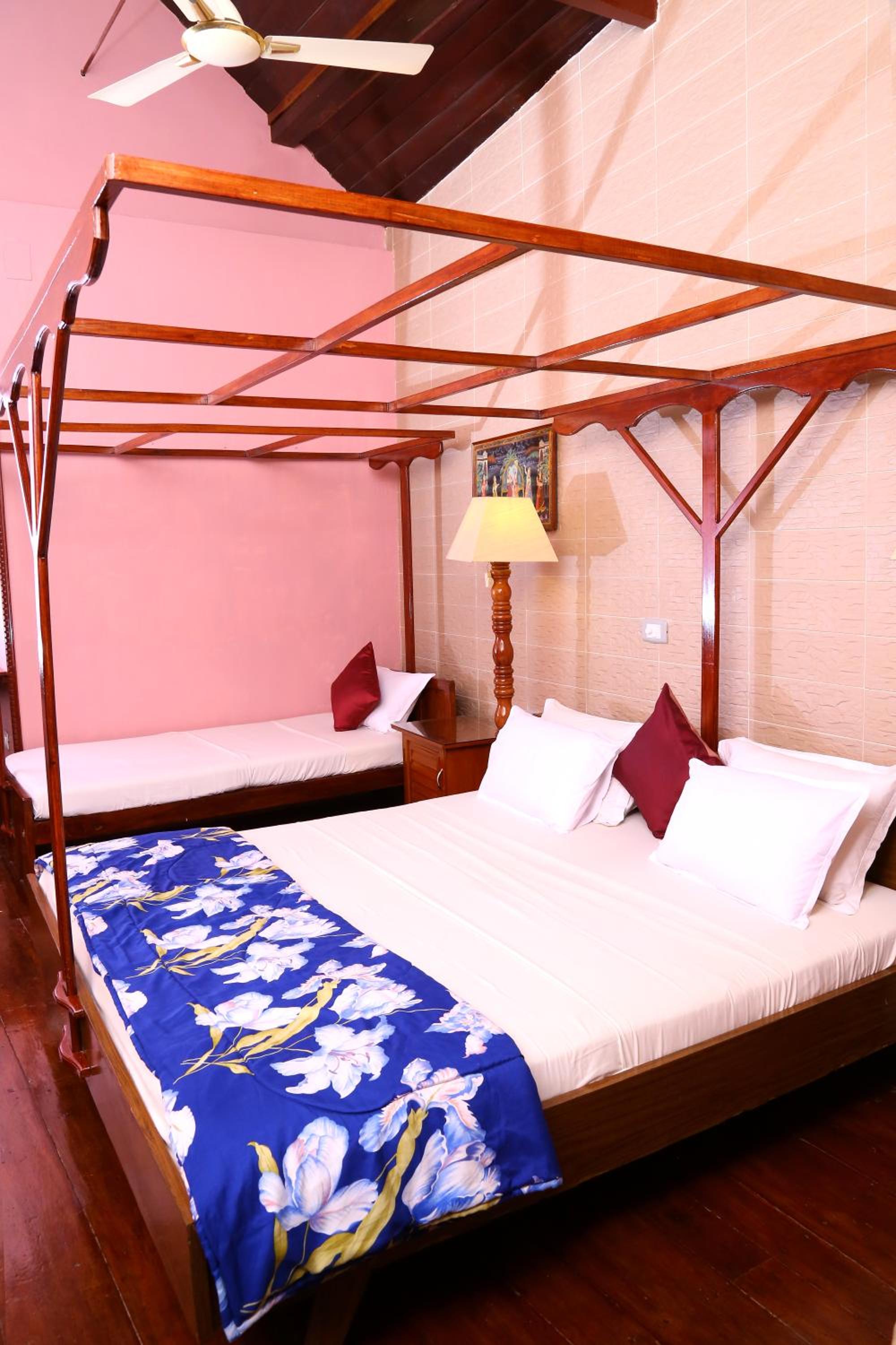 Deluxe Double Room photo 3