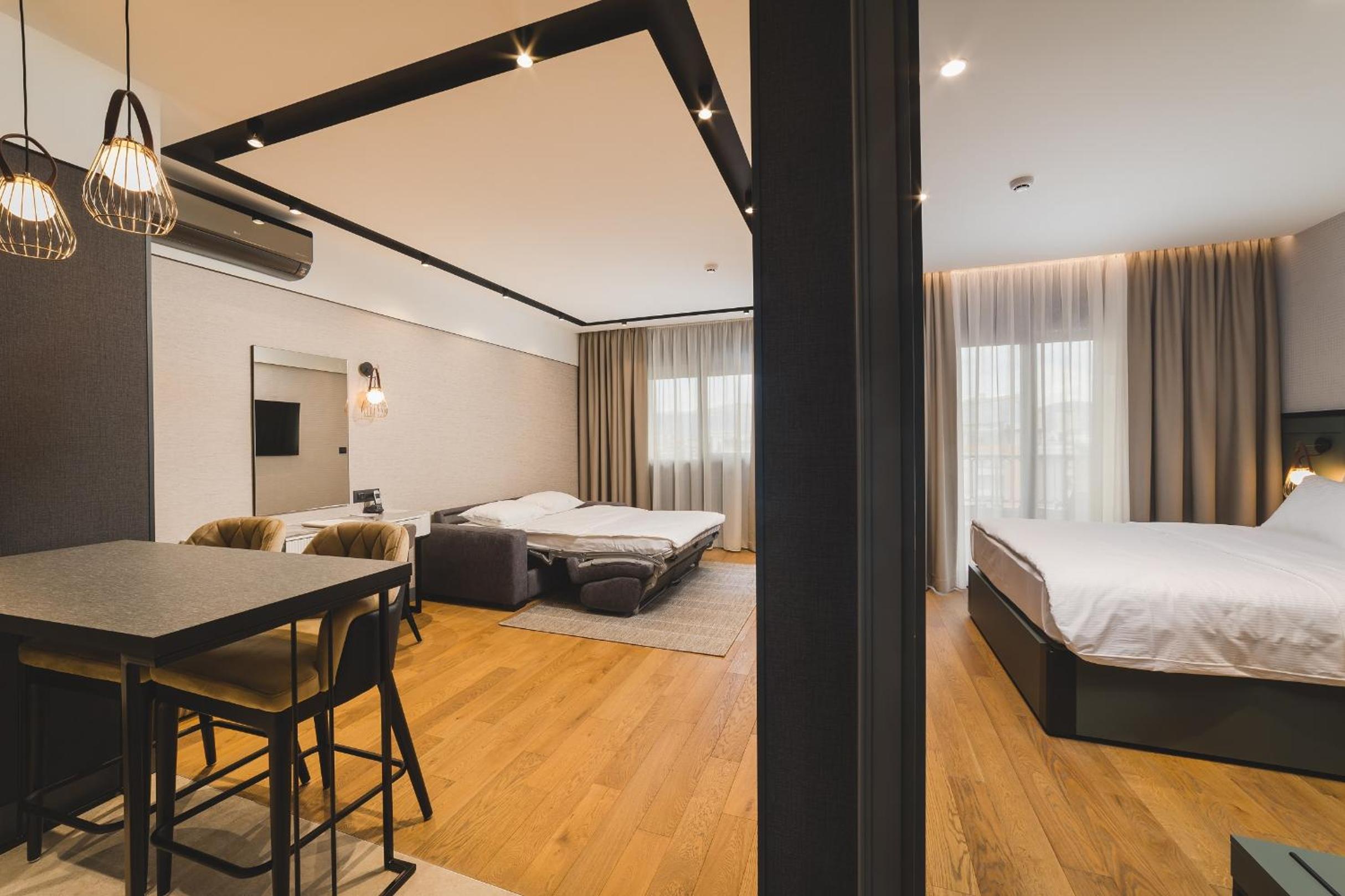 Standard Suite - Photo 5