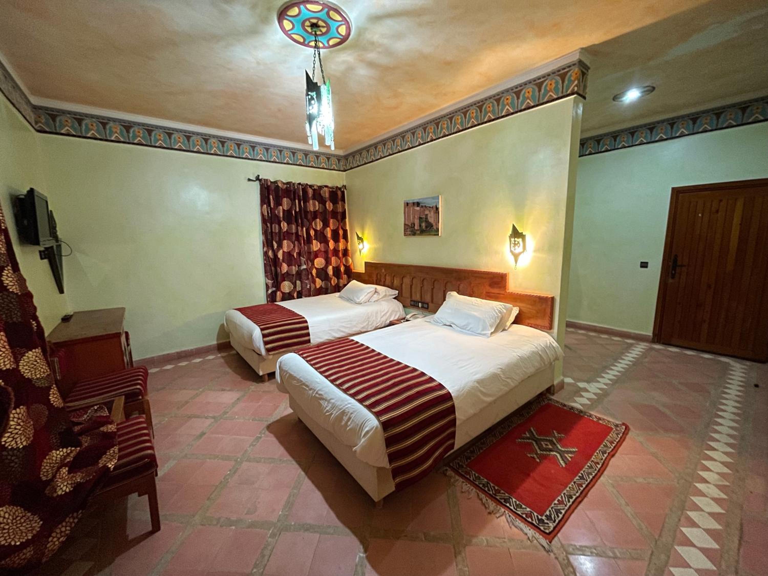 Standard Double or Twin Room photo 1