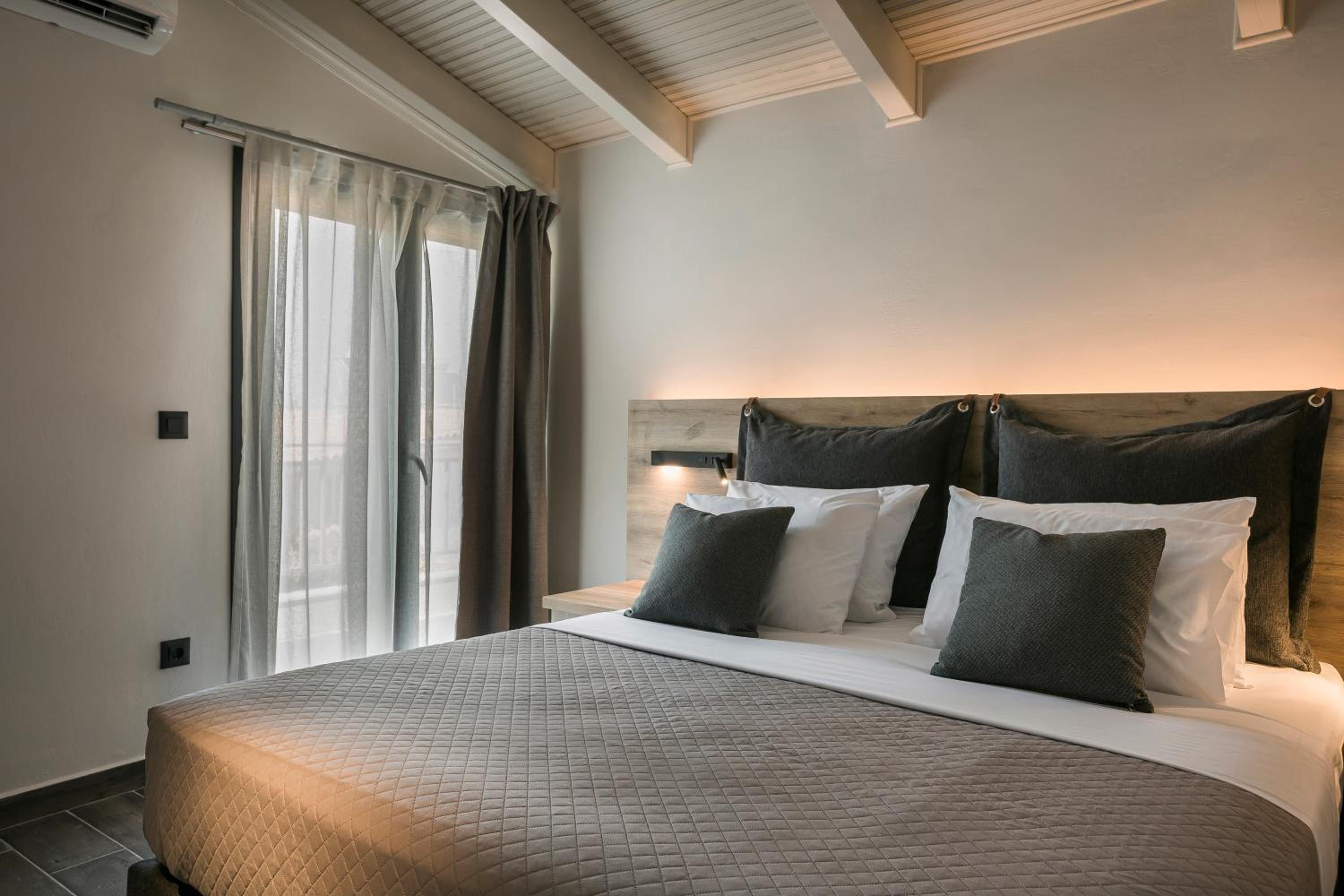 Double Room with Garden View - Photo 1
