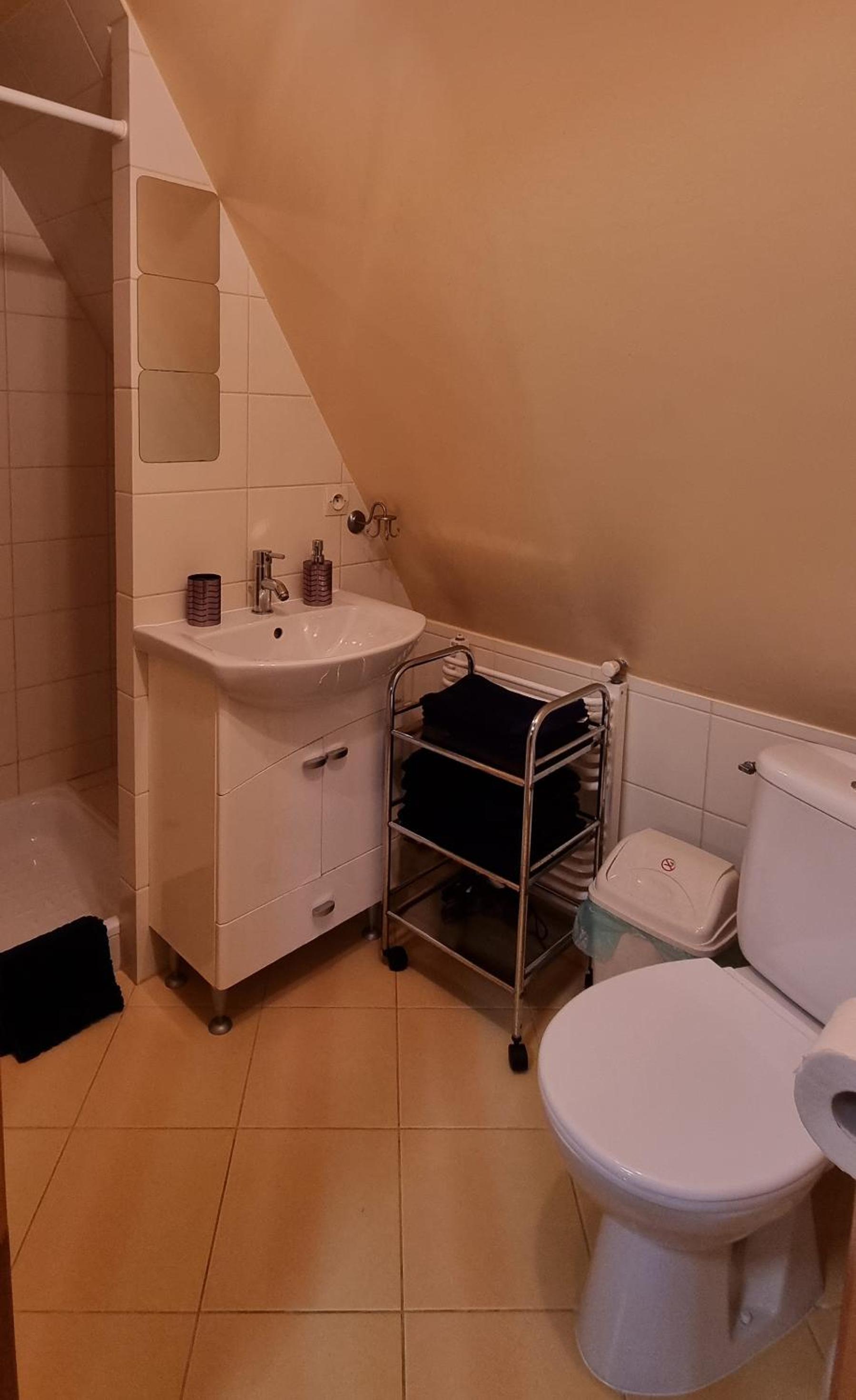 Quadruple Room with Mountain View photo 3