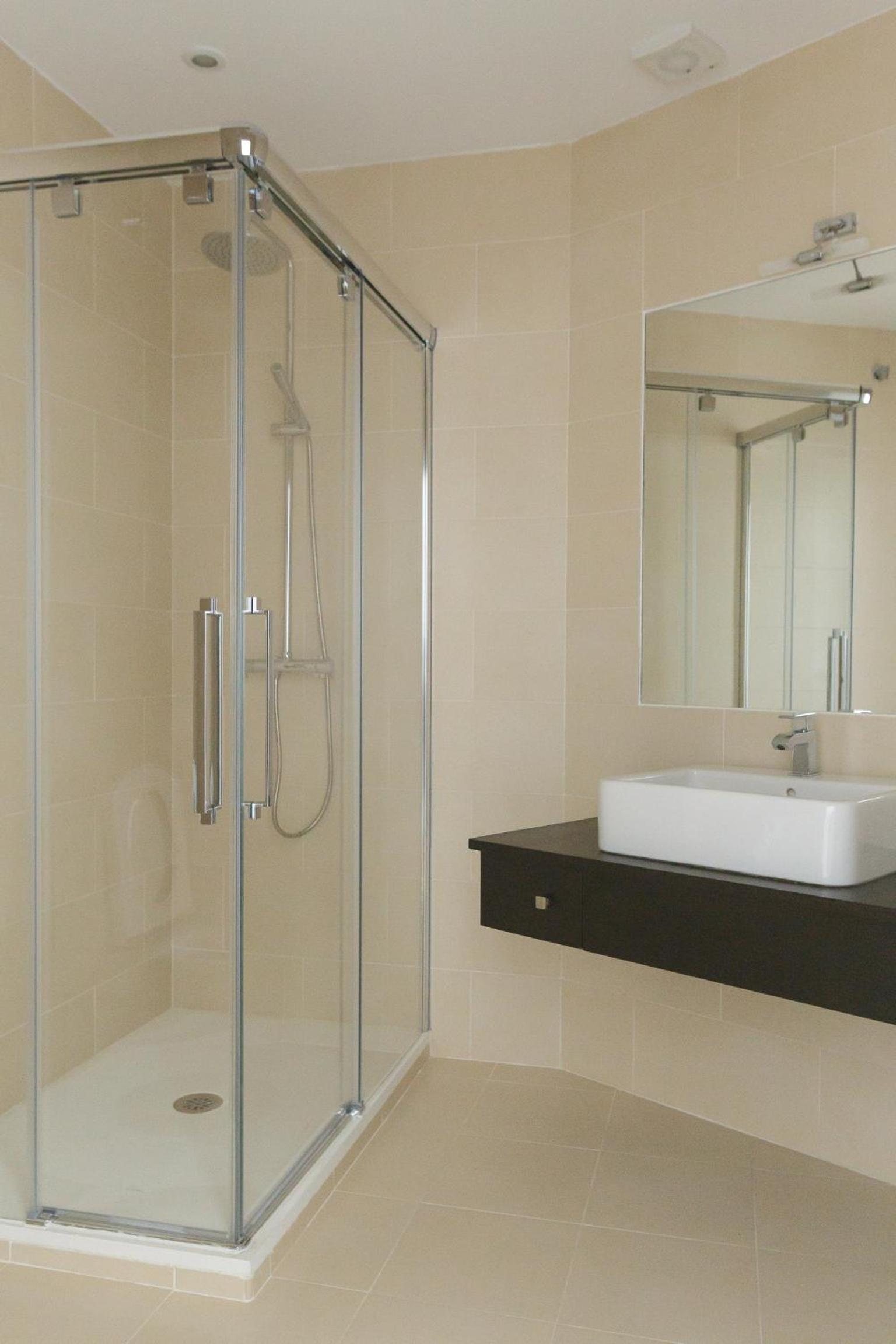 Double Room - Photo 6