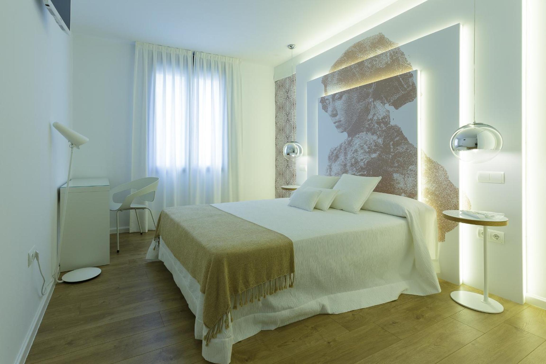 Double Room - Photo 4