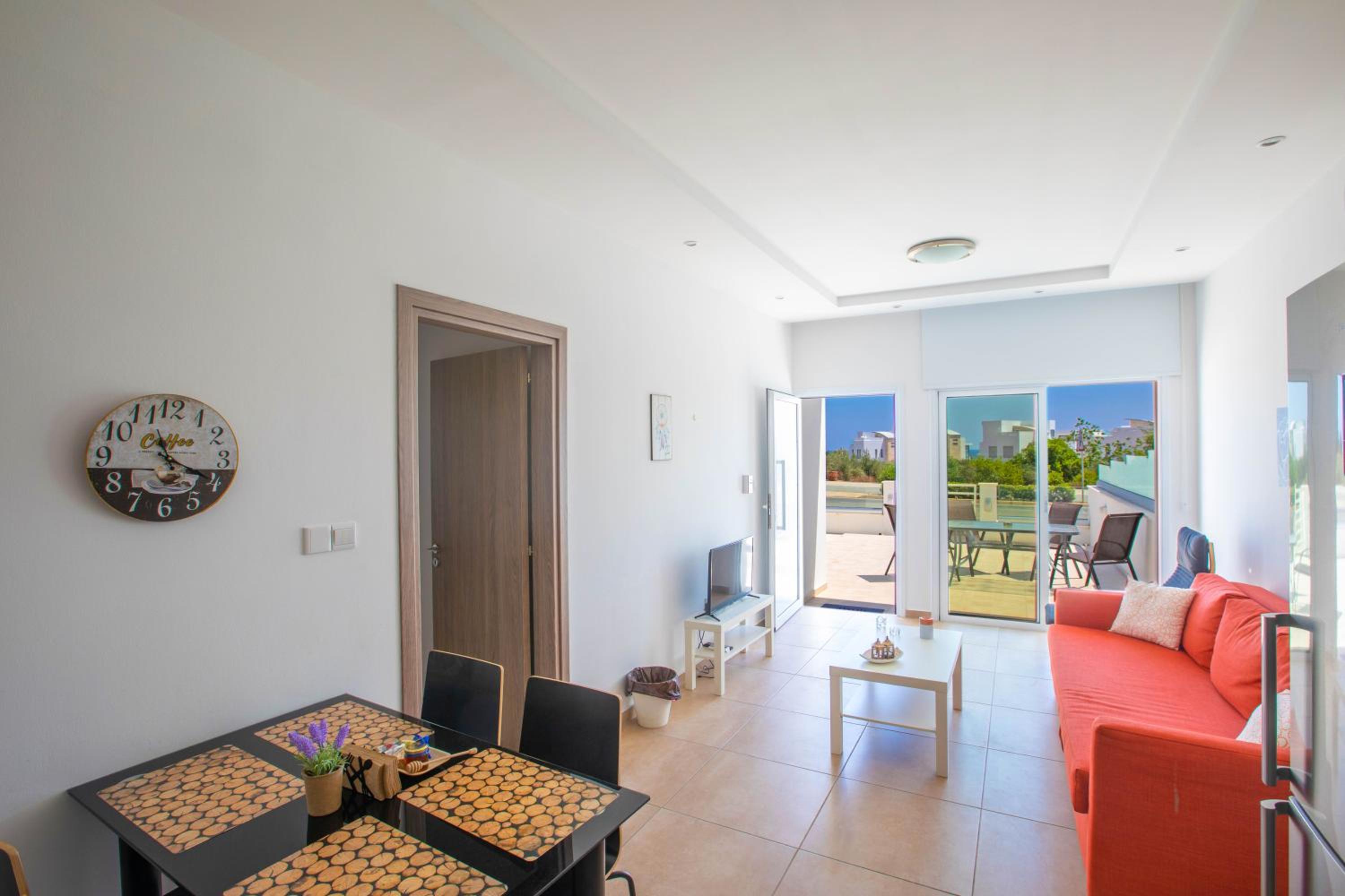 Apartment with Garden View
