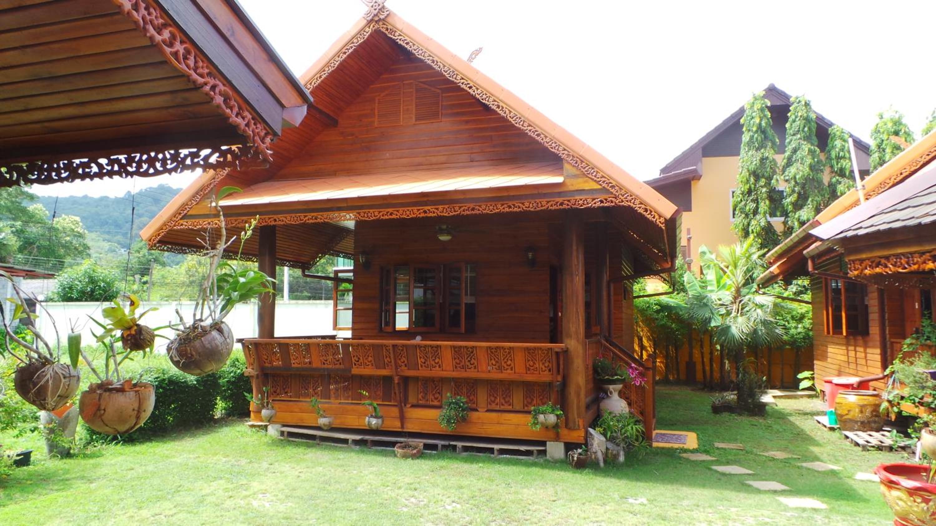 Deluxe Bungalow with Garden View photo 3