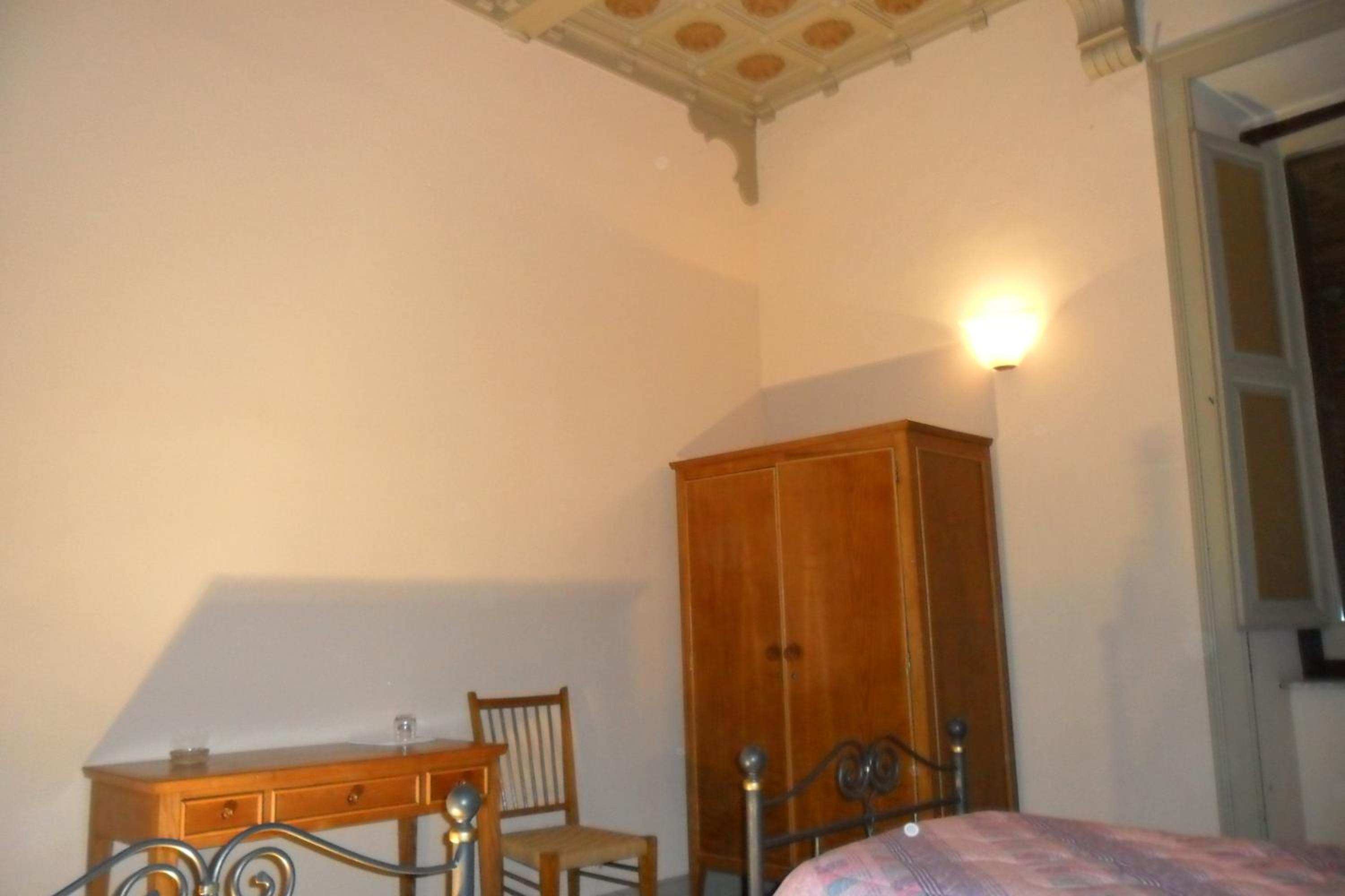 Twin Room - Photo 5