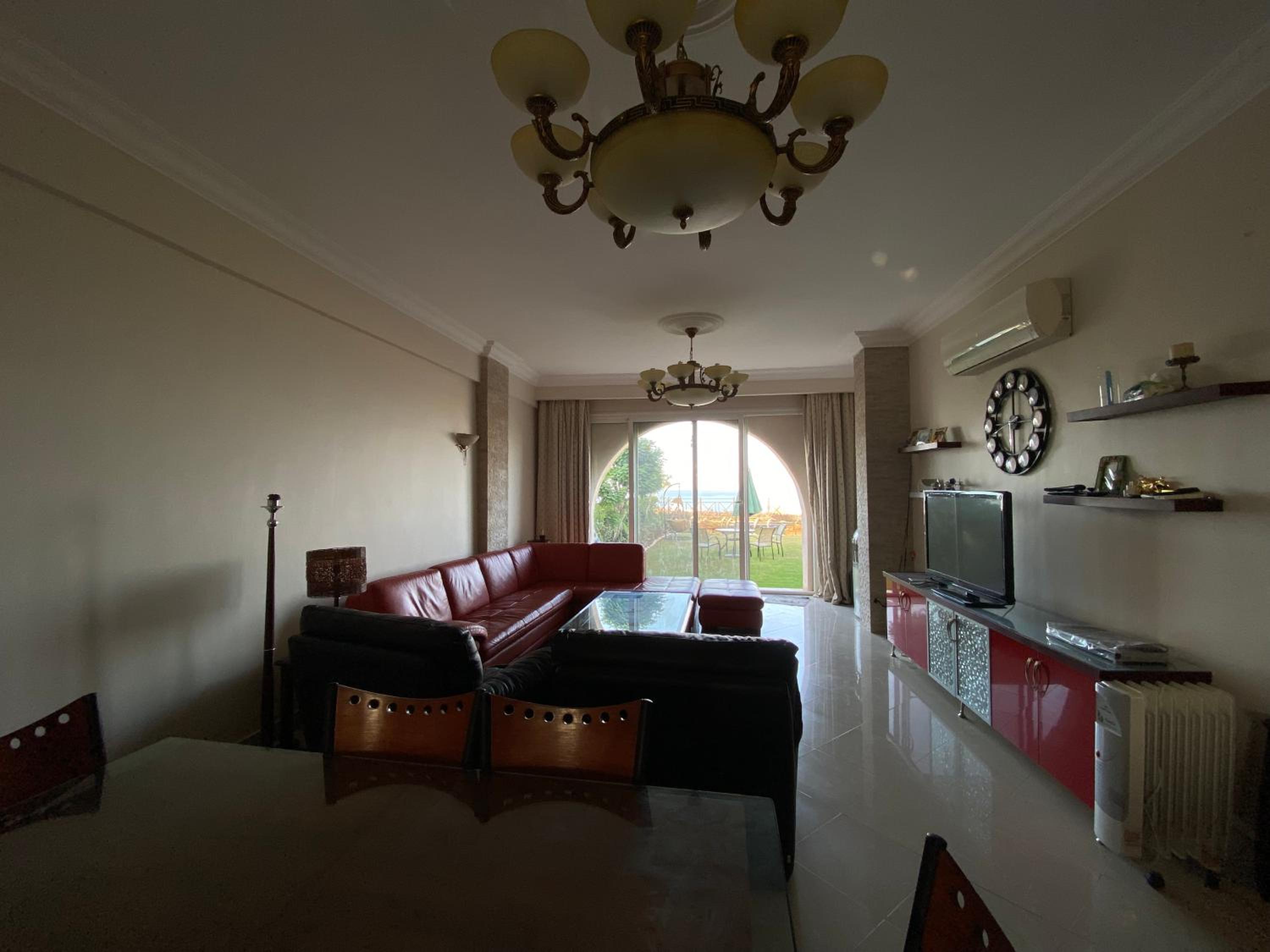 Two-Bedroom Apartment - Photo 11