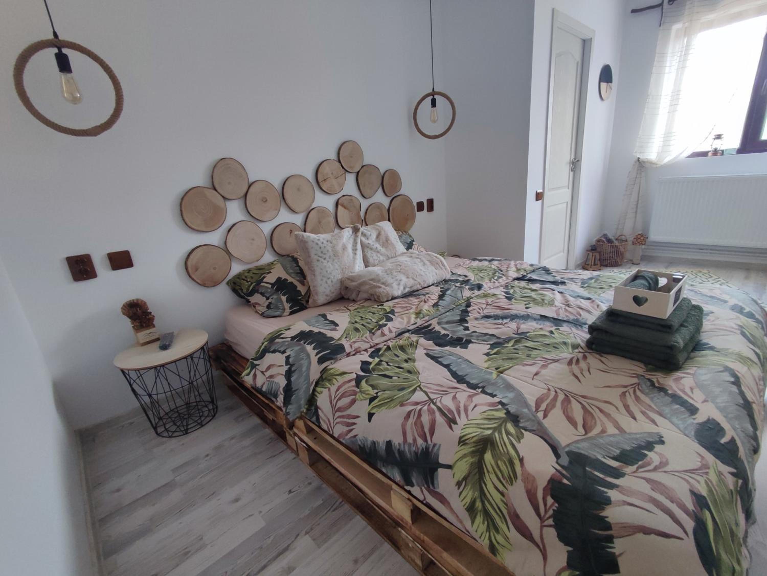 Standard King Room photo 1