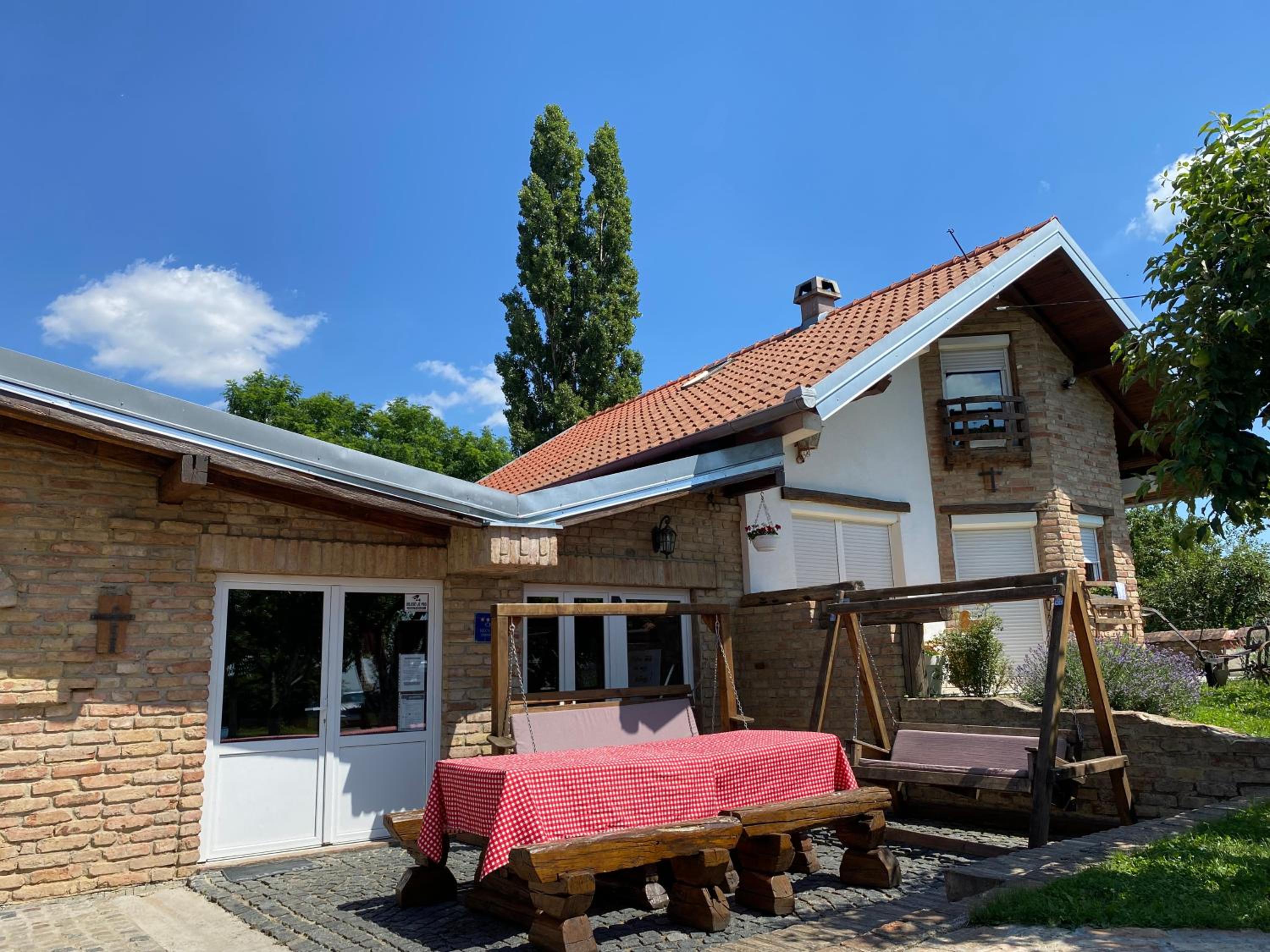 Two-Bedroom Villa - Photo 2