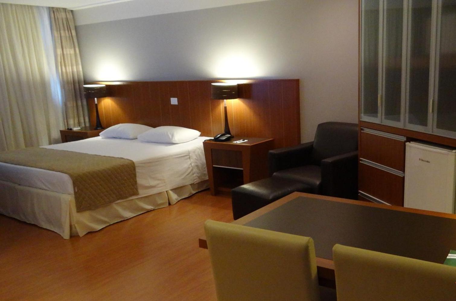 Deluxe King Room photo 3