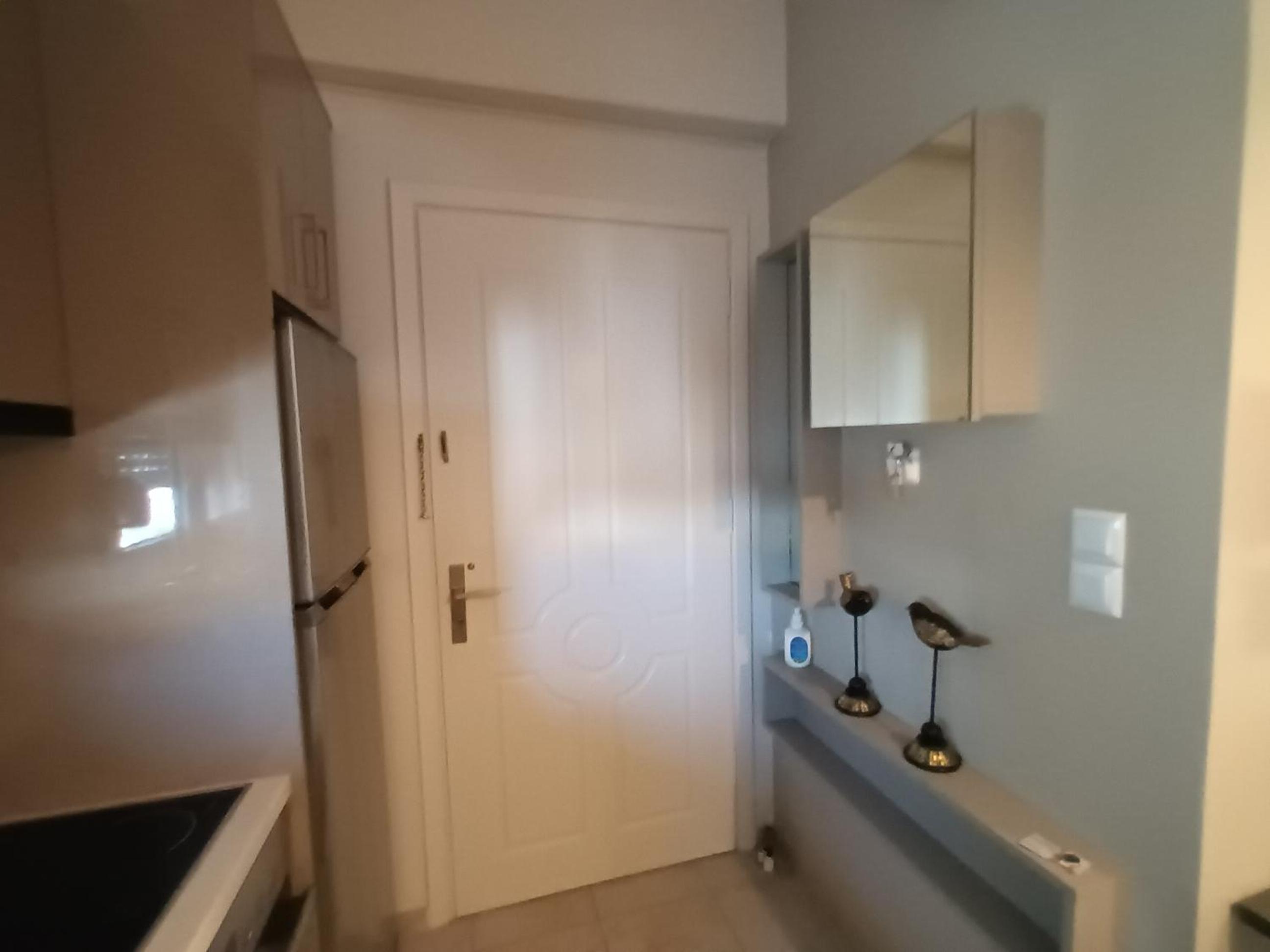 One-Bedroom Apartment - Photo 25