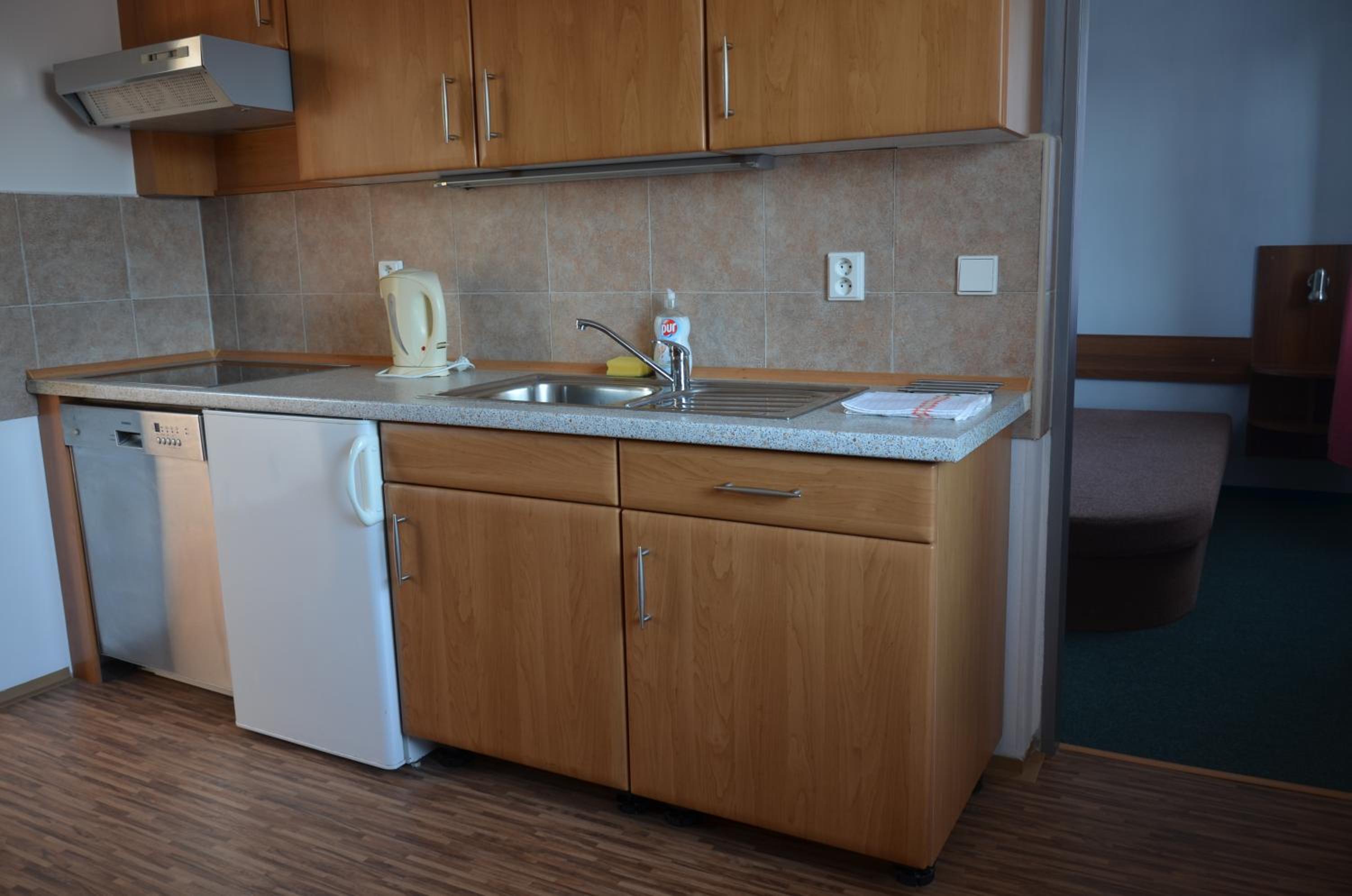 Two-Bedroom Apartment - Photo 7