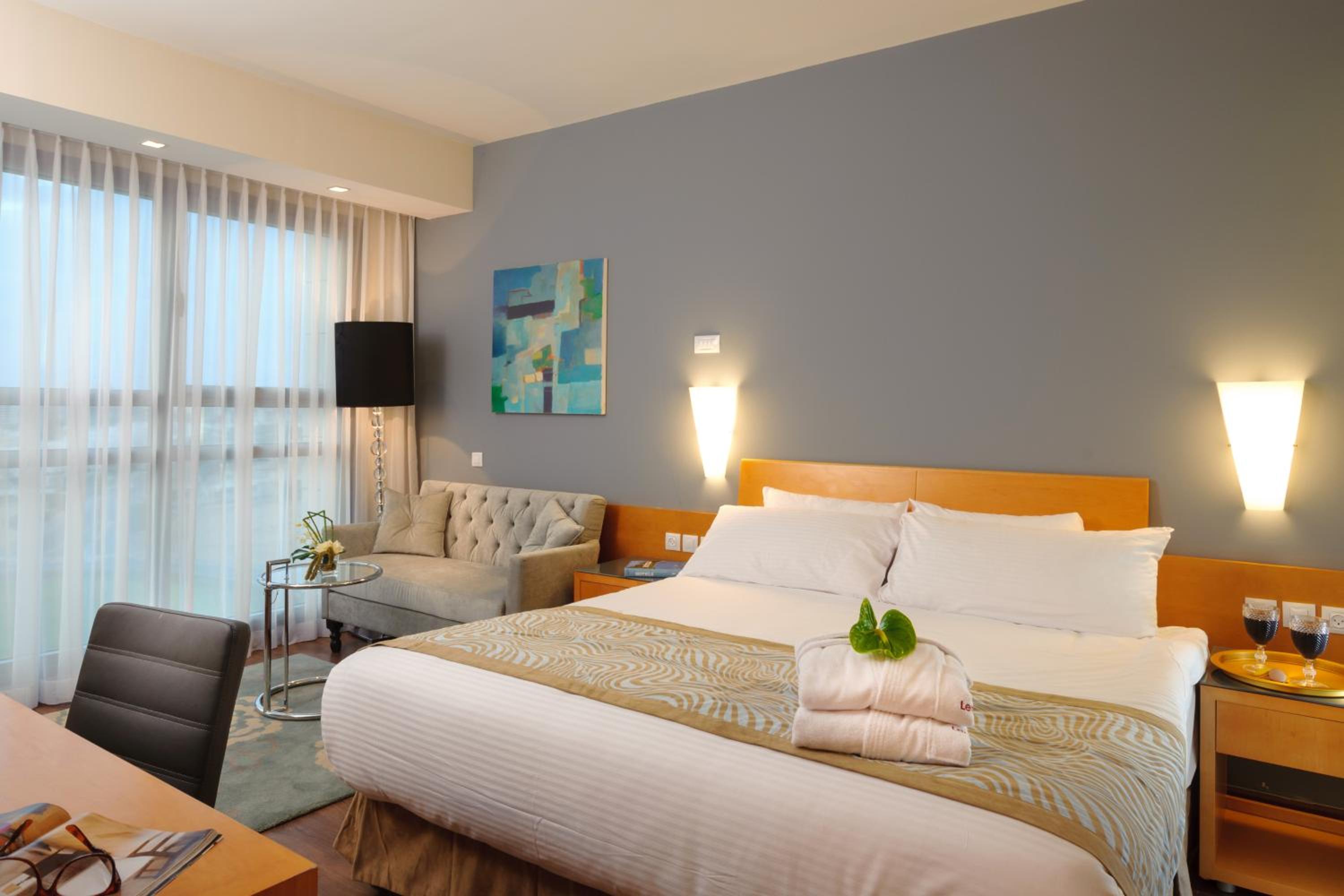 Junior Suite (2 Adults) photo 1