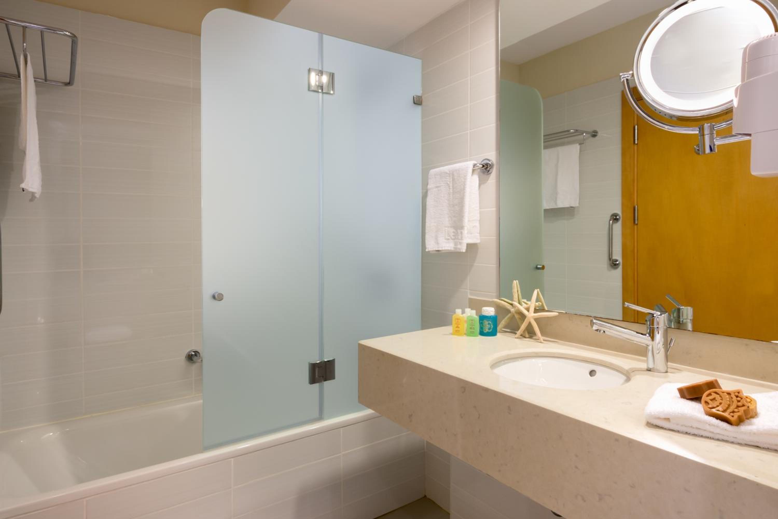 Junior Suite (2 Adults)