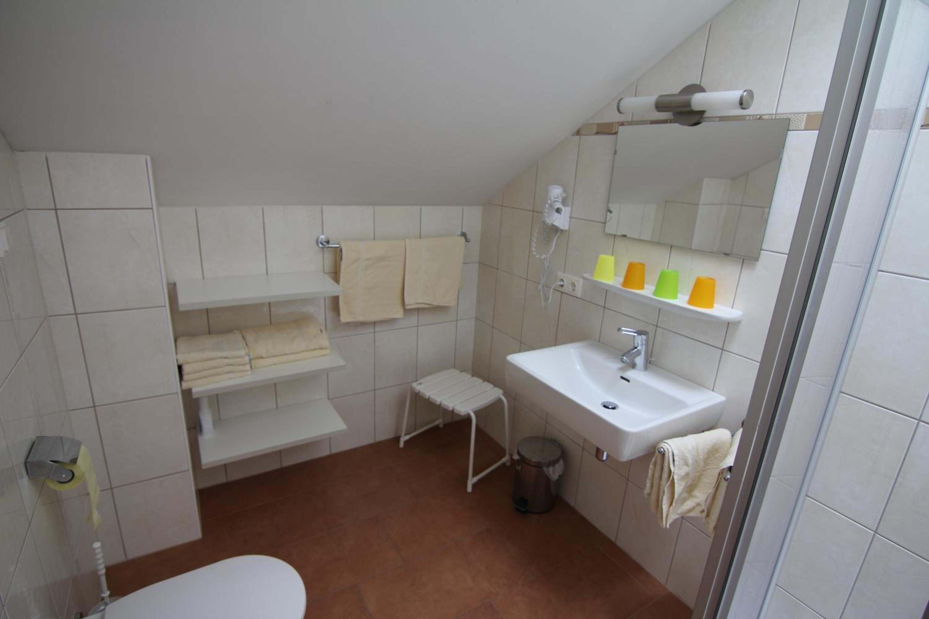 Large Two-Bedroom Apartment with Balcony photo 2