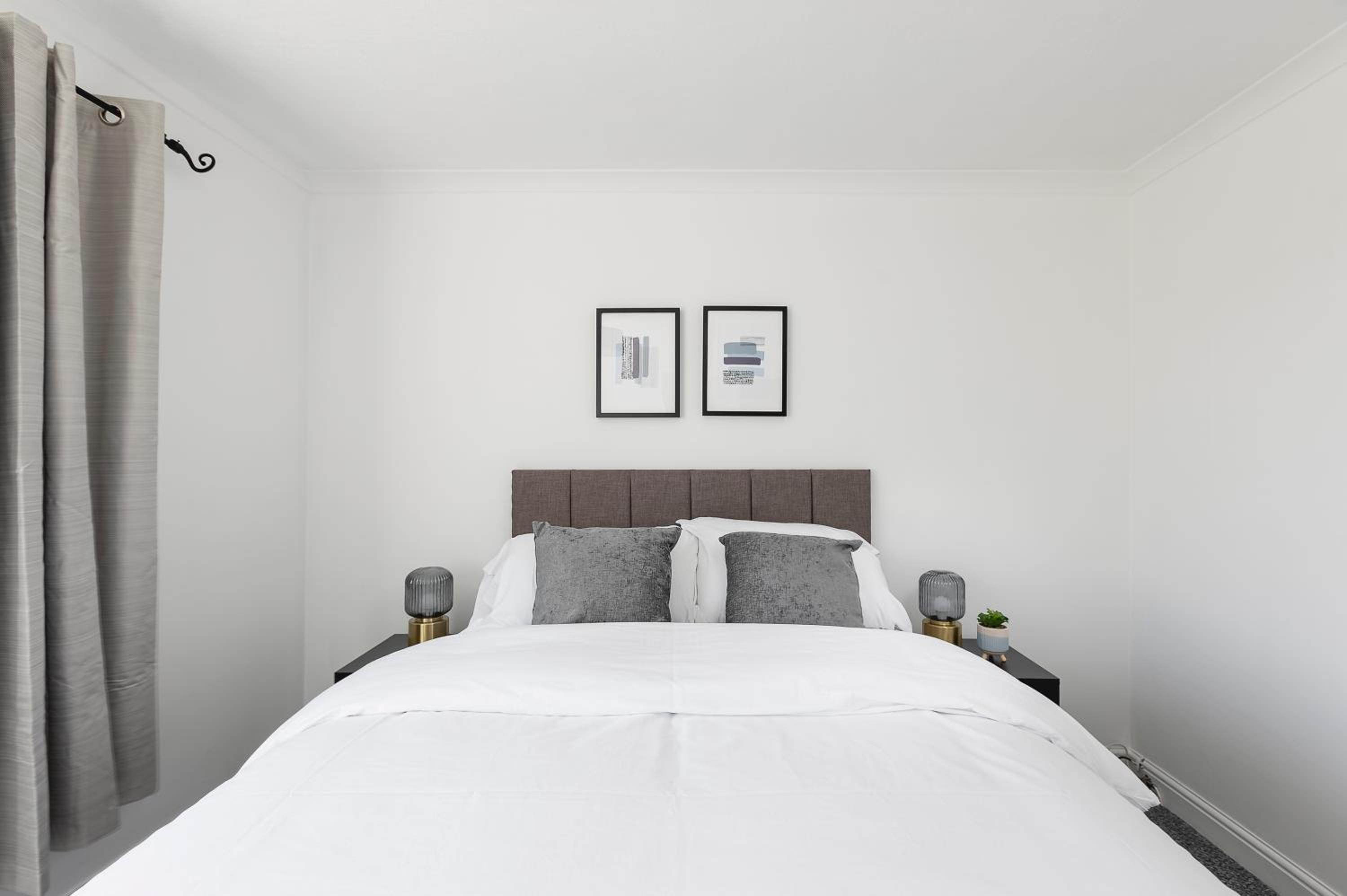 Three-Bedroom House photo 1