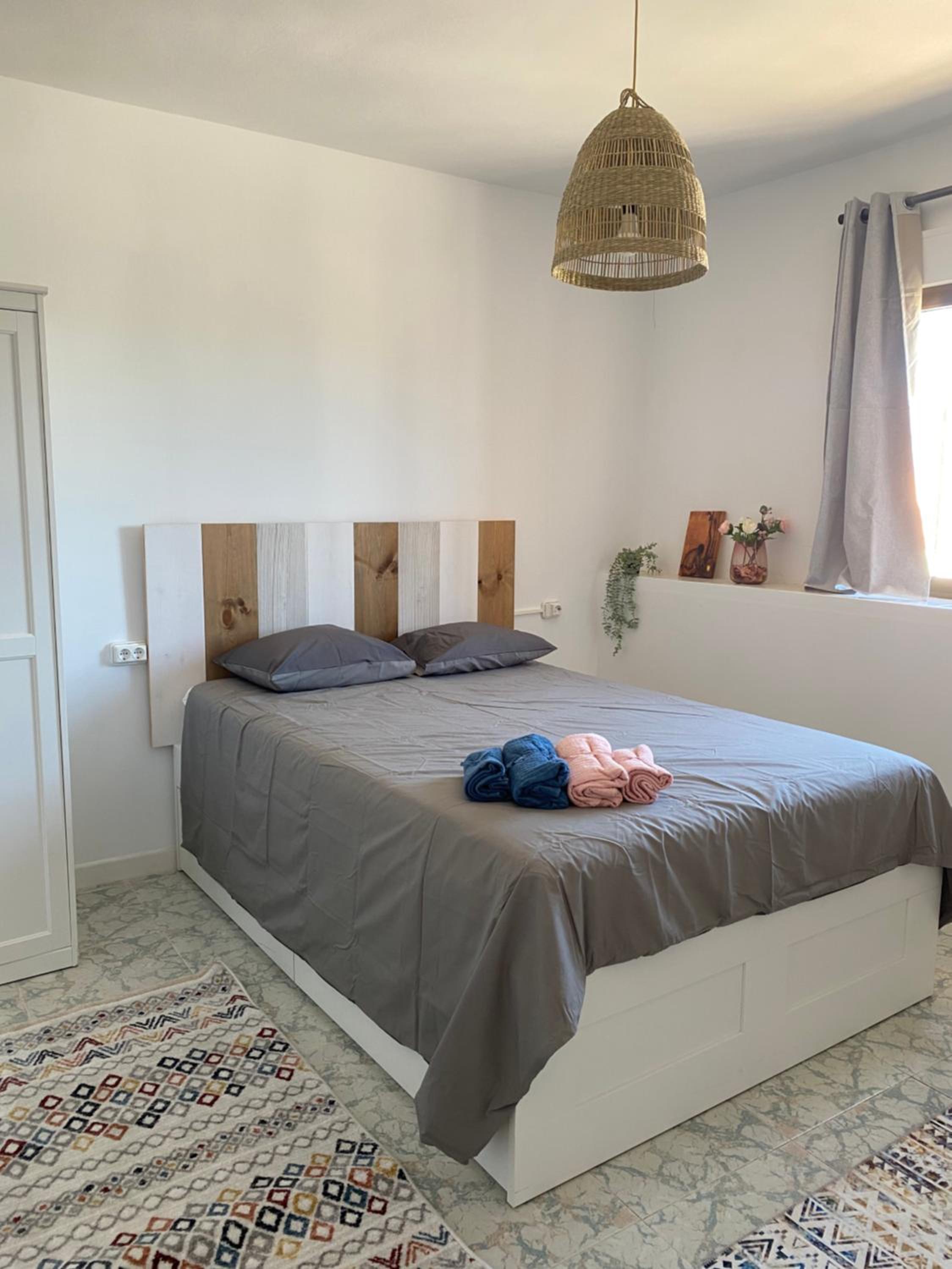 Three-Bedroom House photo 2