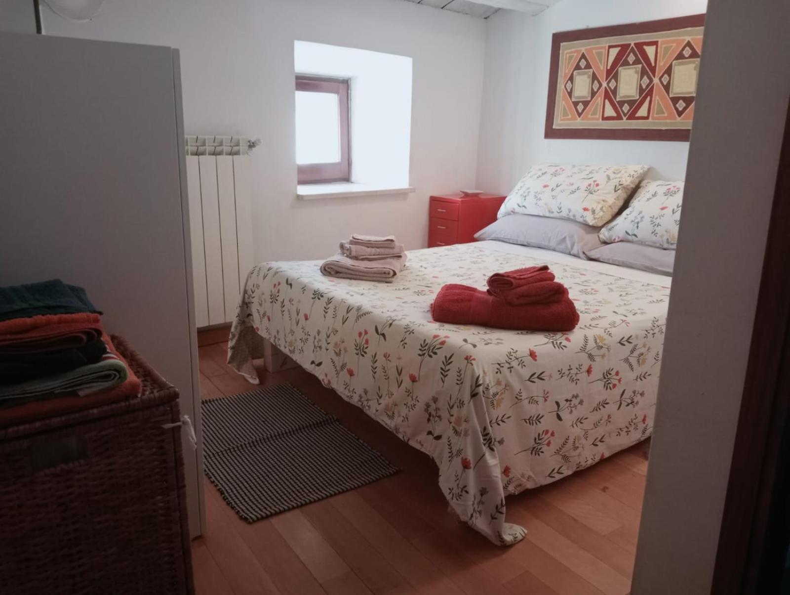 One-Bedroom House photo 1