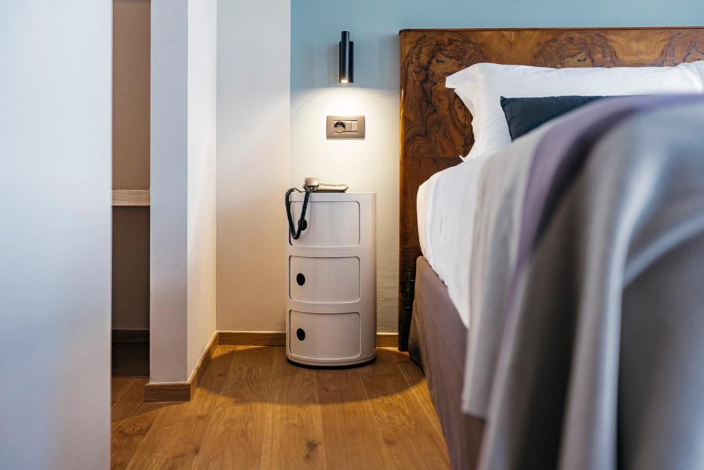 Deluxe Room - Photo 5