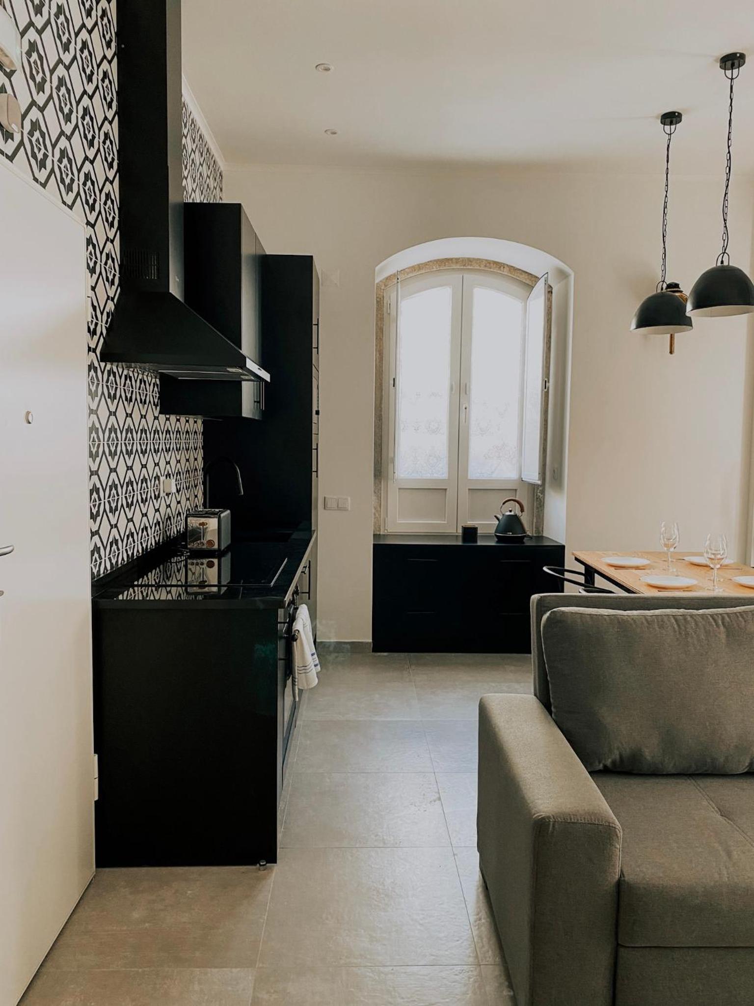 One-Bedroom Apartment - Photo 44