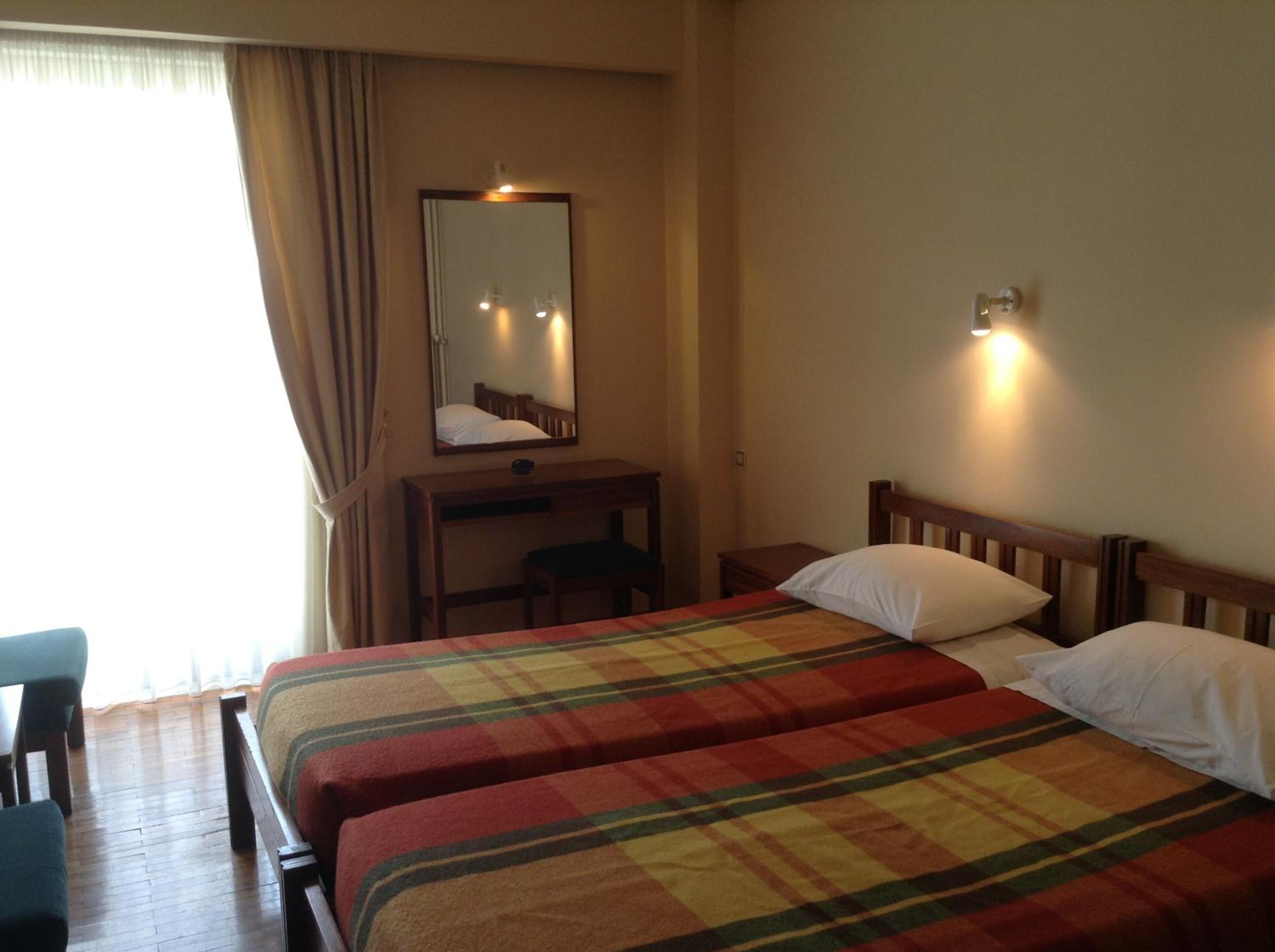 Double Room - Photo 7