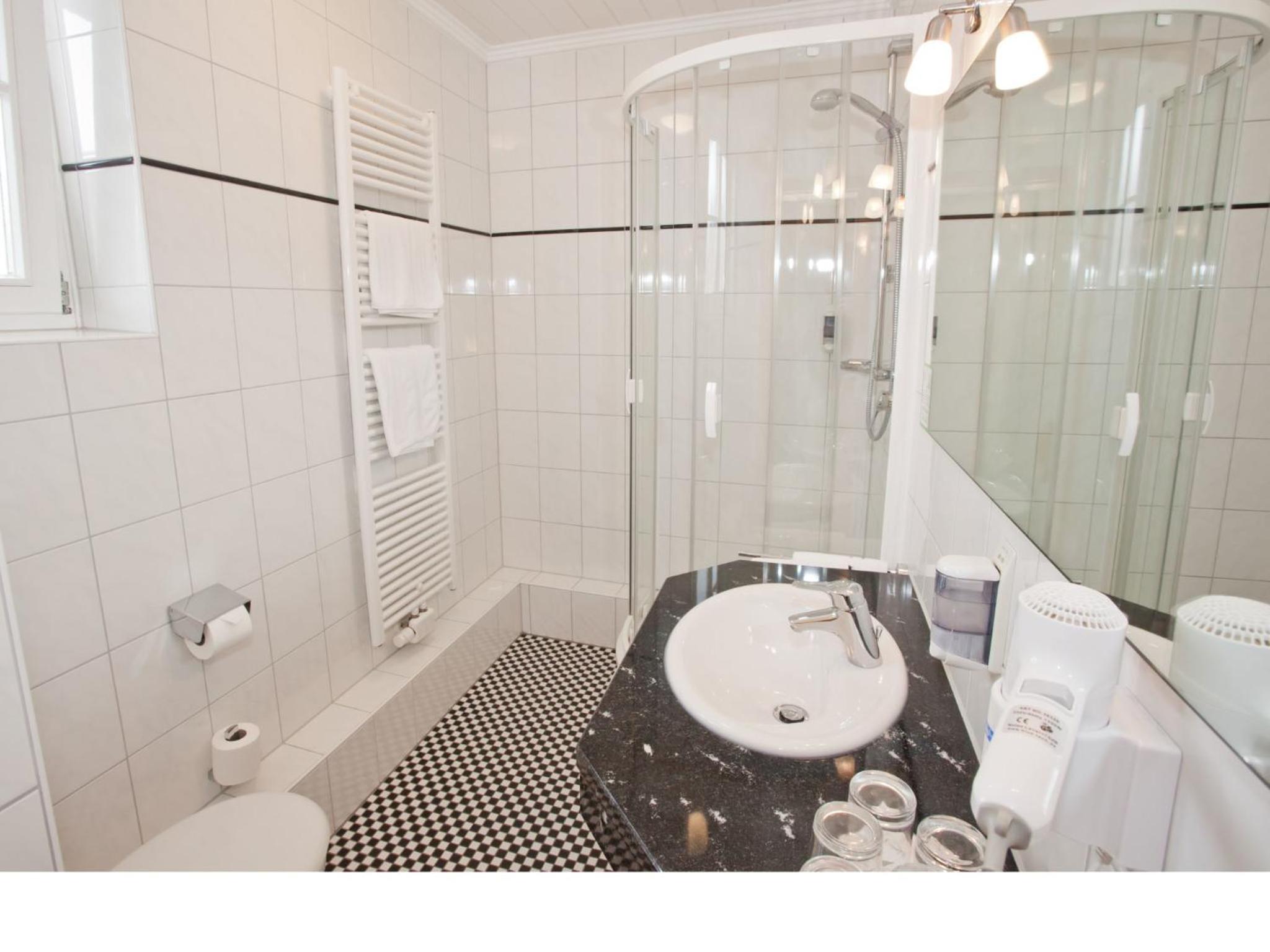 Single Room photo 3