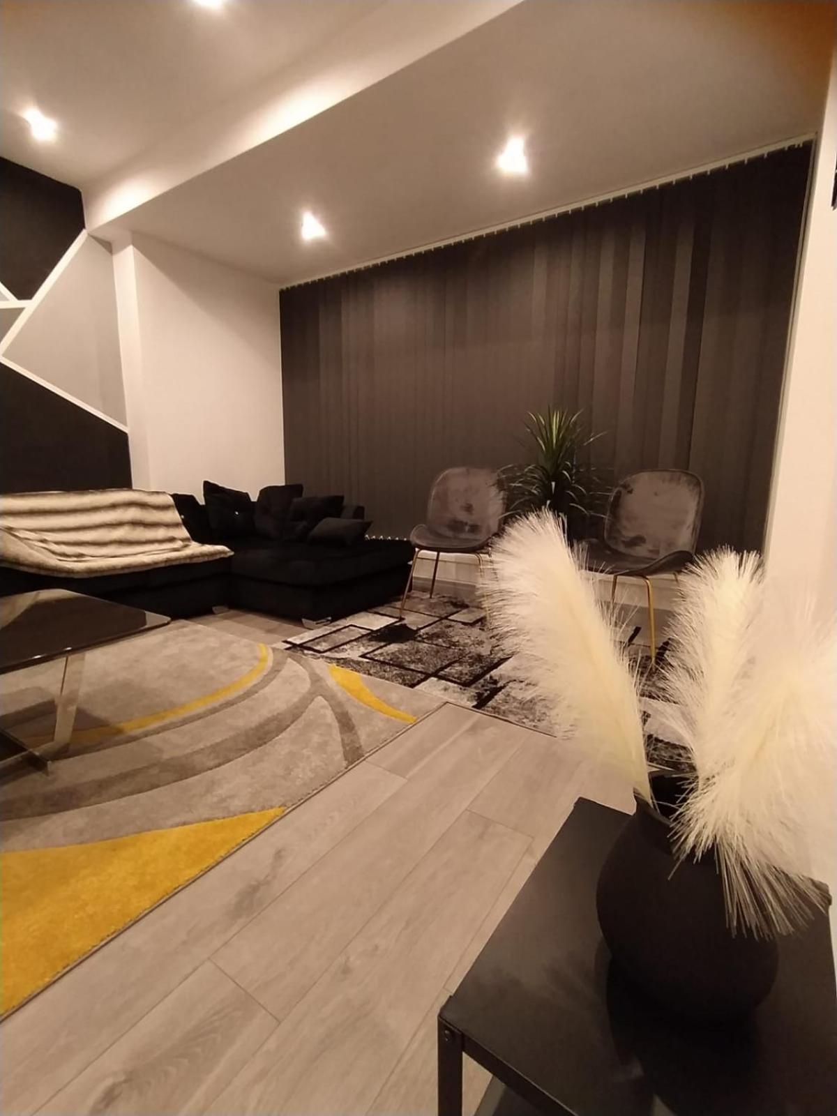 Apartment - Ground Floor - Photo 4