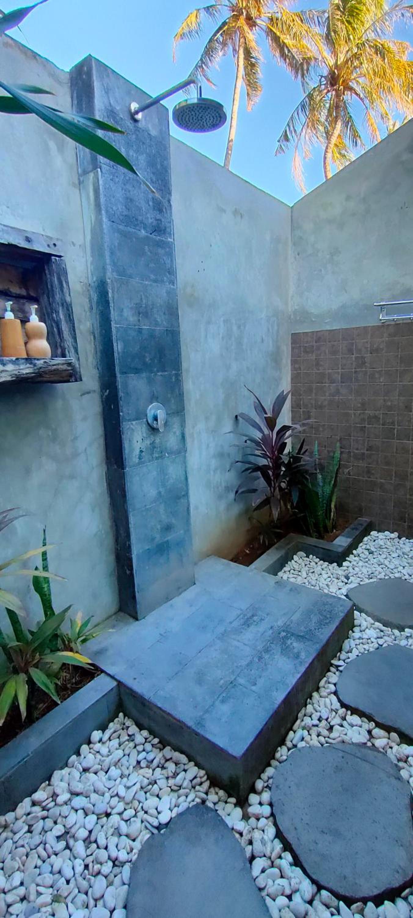 Double Room with Balcony and Sea View - Photo 6