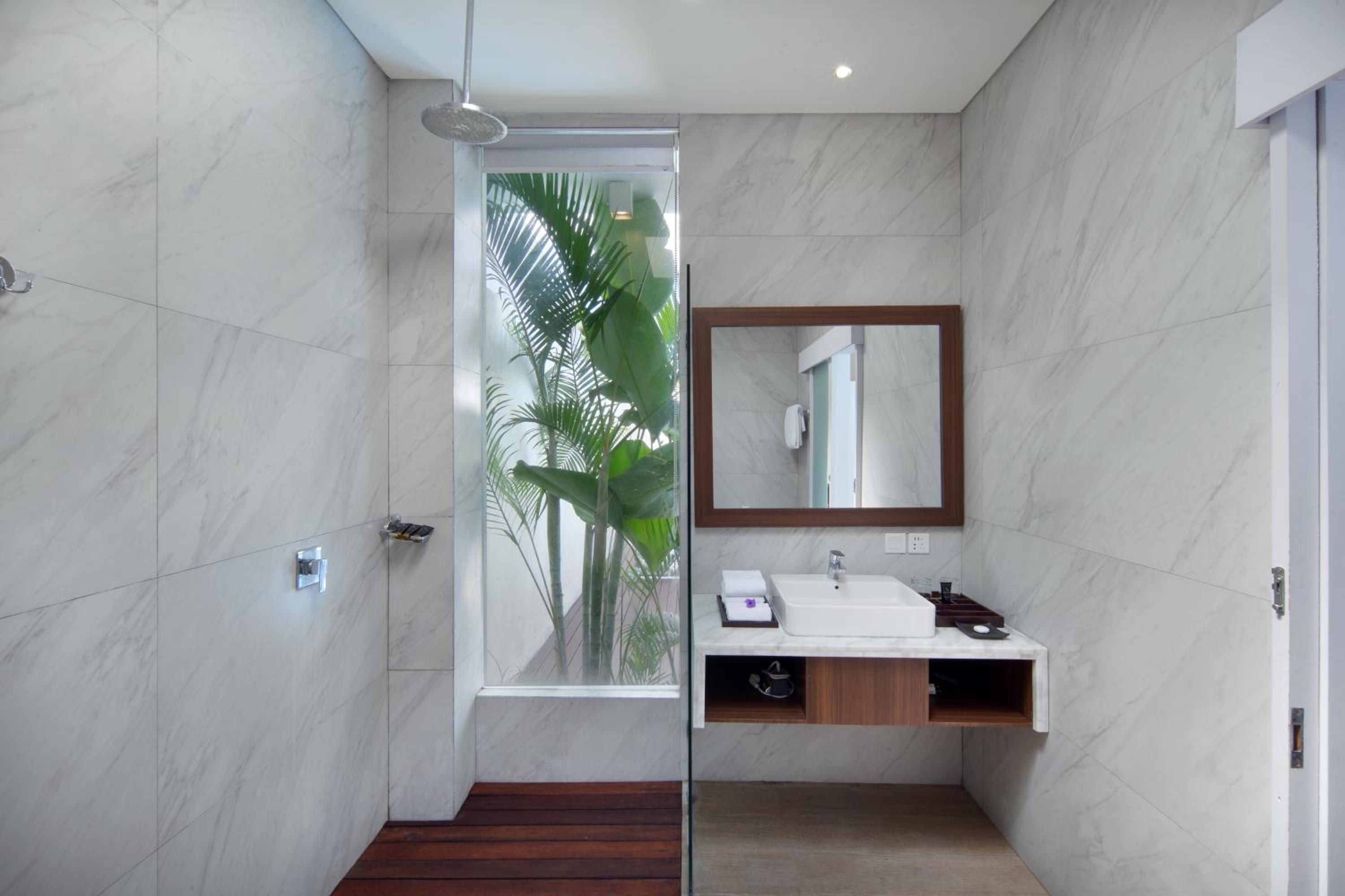 Two-Bedroom Villa - Photo 7