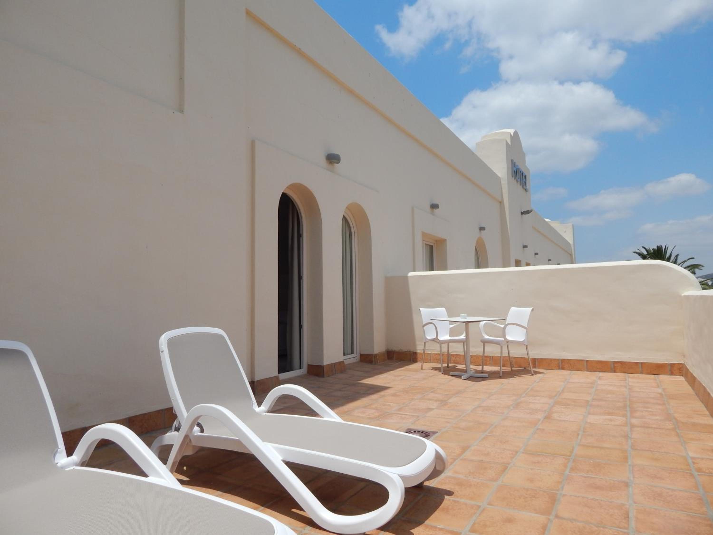 Junior Suite with Terrace photo 3