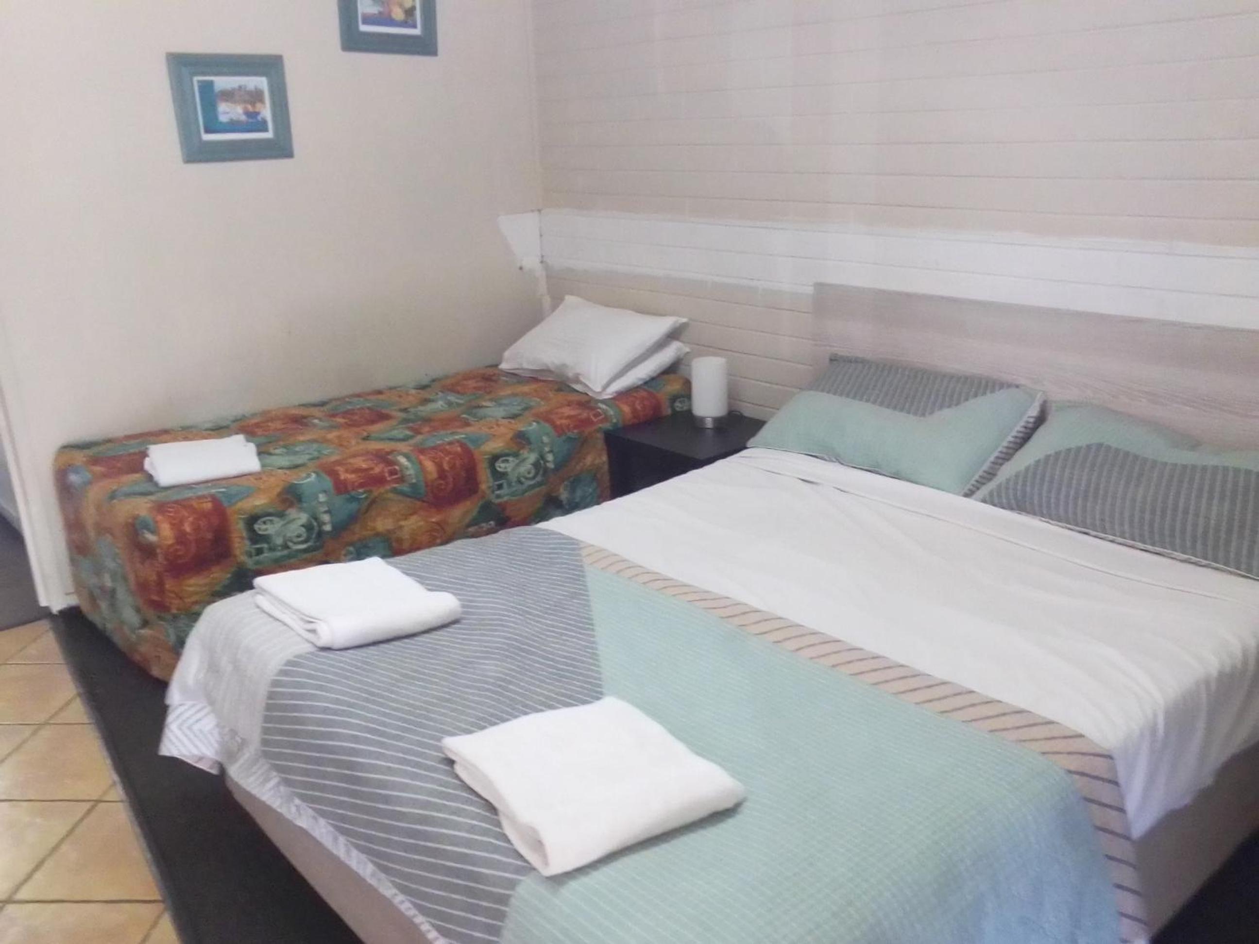 Standard Double or Twin Room photo 2