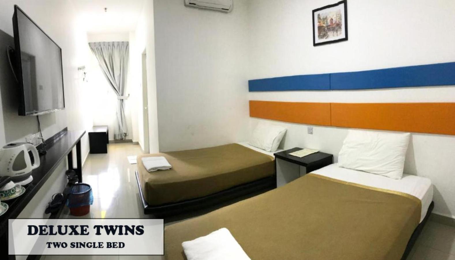Deluxe Twin Room