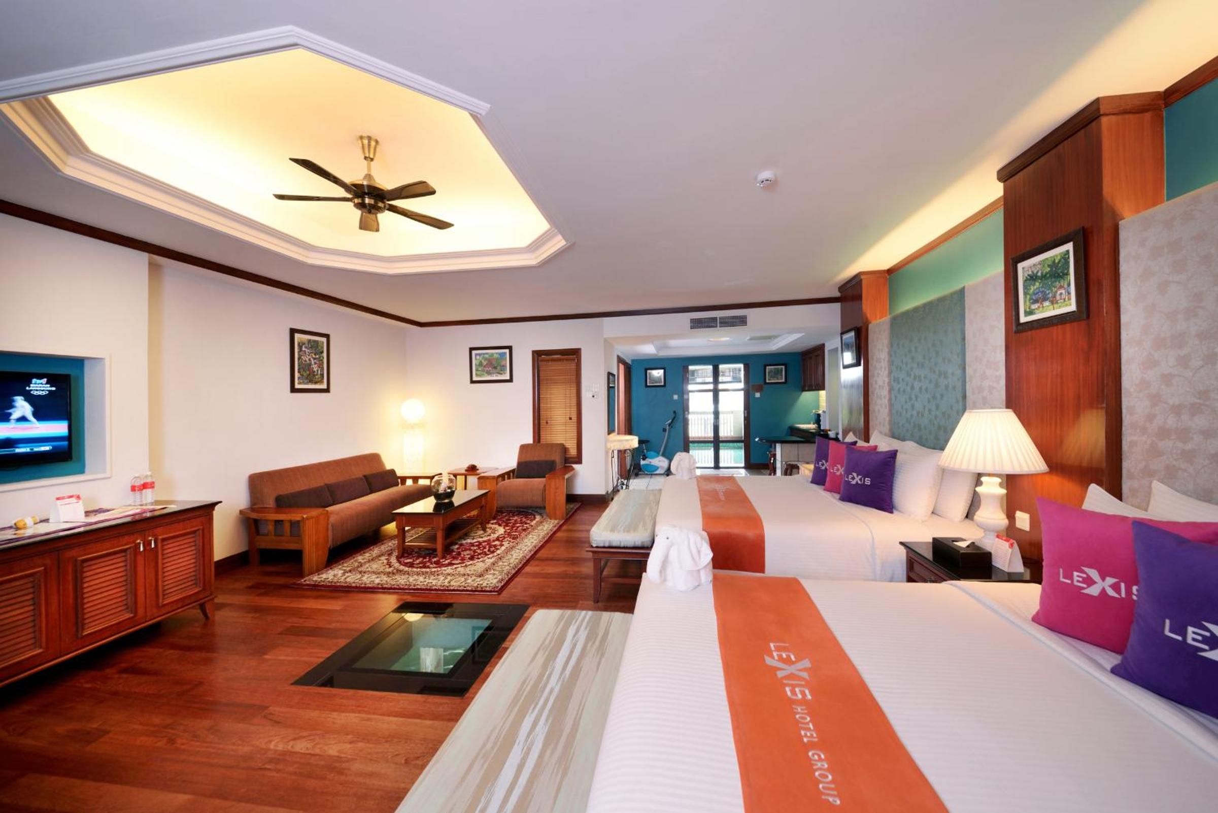 Grand Pool Villa ​(Lower) - Photo 2