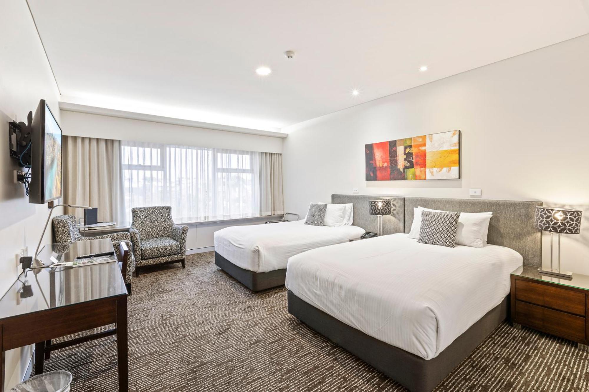 Executive Twin Suite