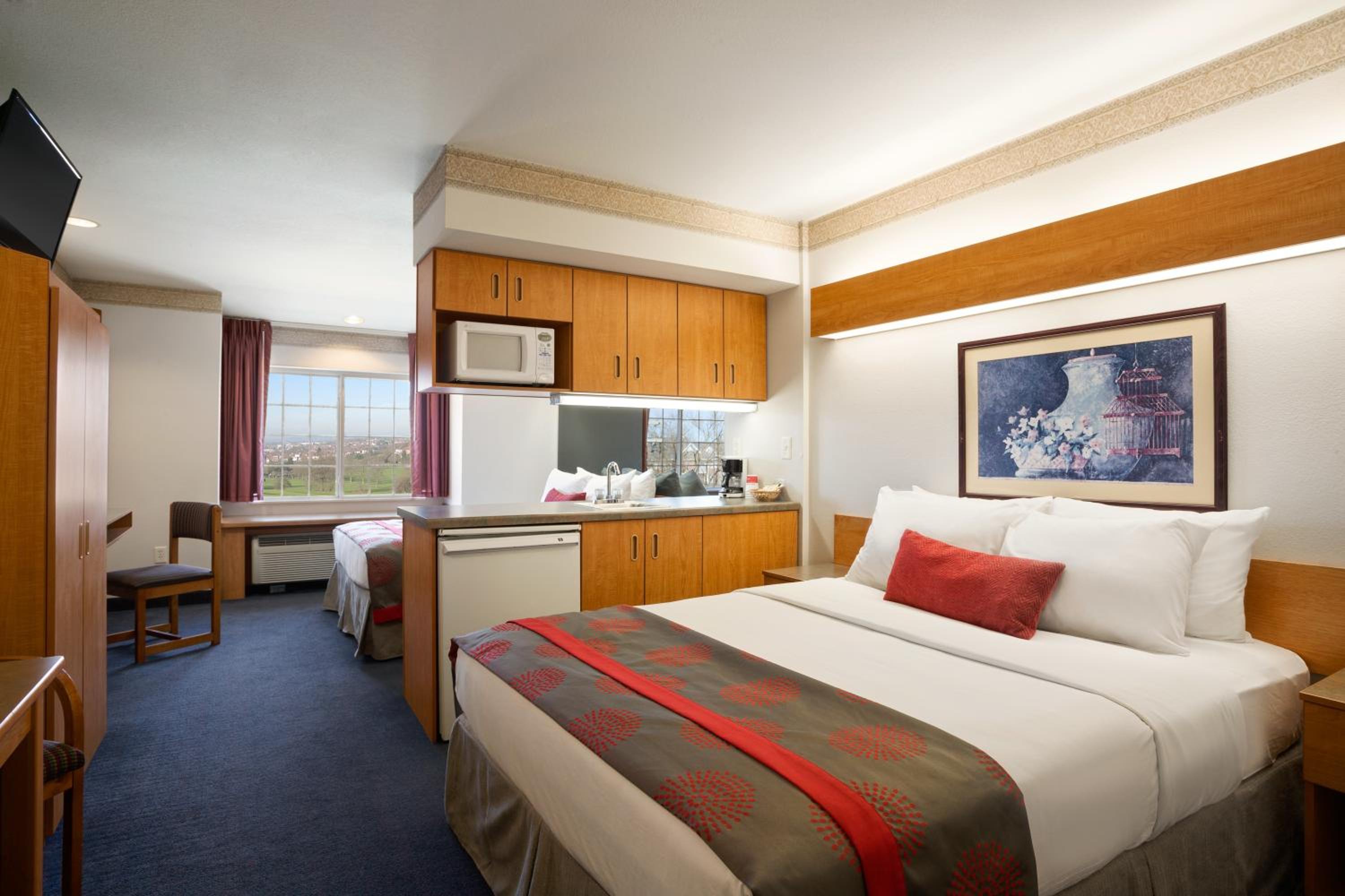 Studio Suite with Two Queen Beds - Non-Smoking - Photo 1
