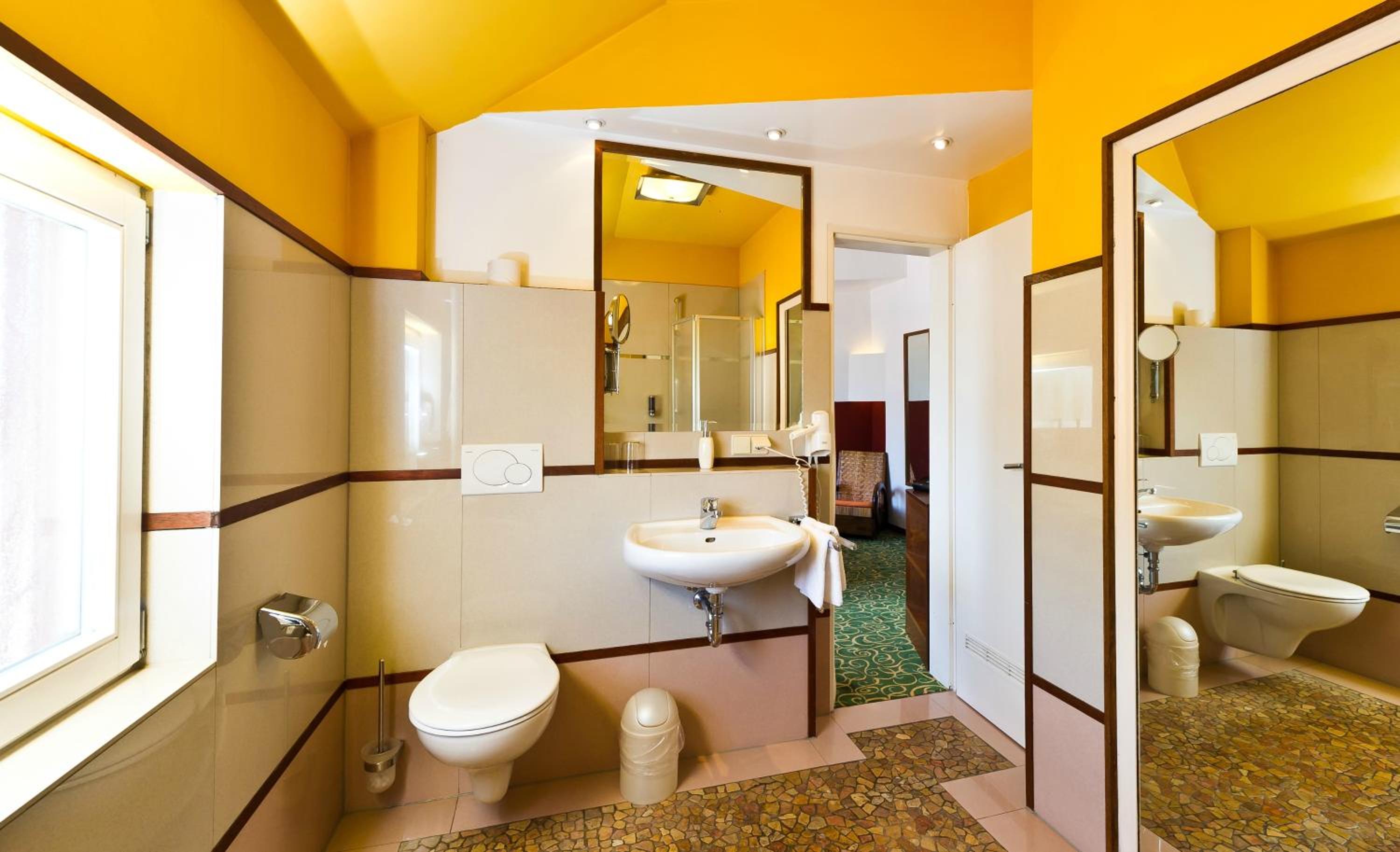 Double Room (1 Adult) photo 2